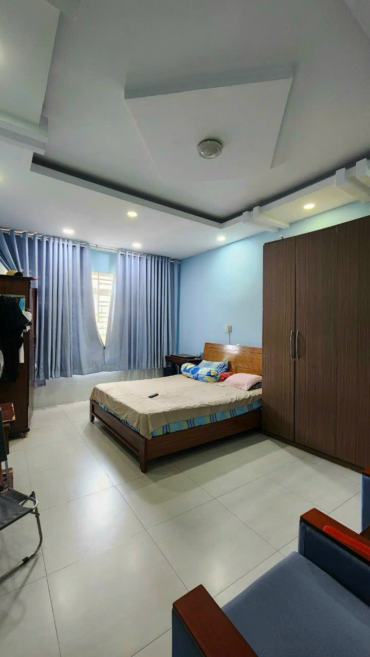 Car alley house for sale at the end of Cao Thi Chinh Street, Phu Thuan Ward, District 7 through alley 803 Huynh Tan Phat 4