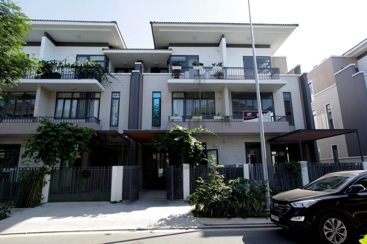 Cho thuê nhà liên kế Lavila Nhà Bè nhà đẹp xây trệt + 2 lầu có 5 phòng ngủ nội thất cao cấp 8
