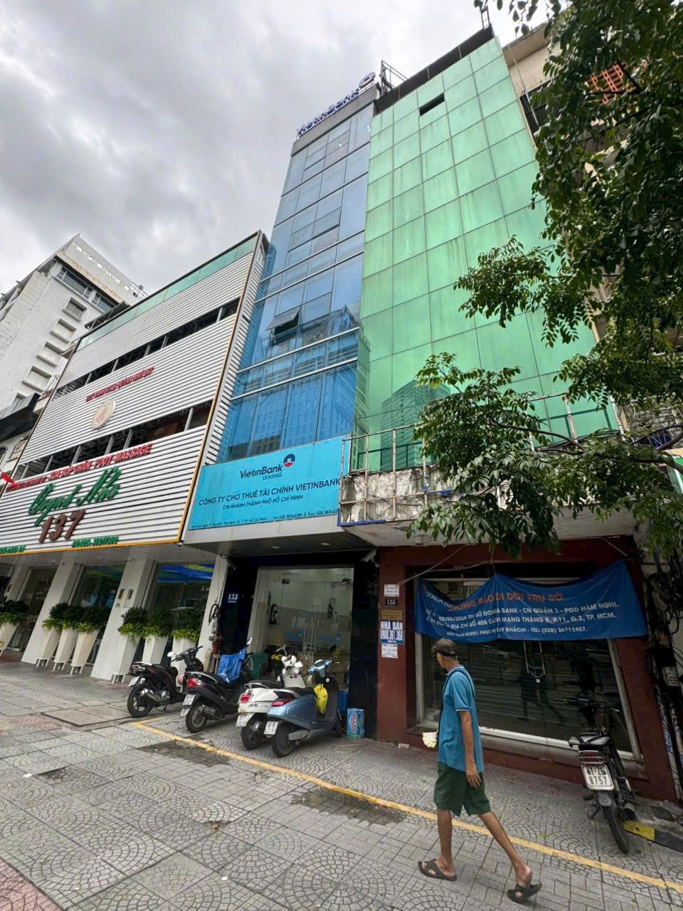 House for rent in front of 155 Ham Nghi, Nguyen Thai Binh Ward, District 1 with ground floor + 3 floors for free business 1