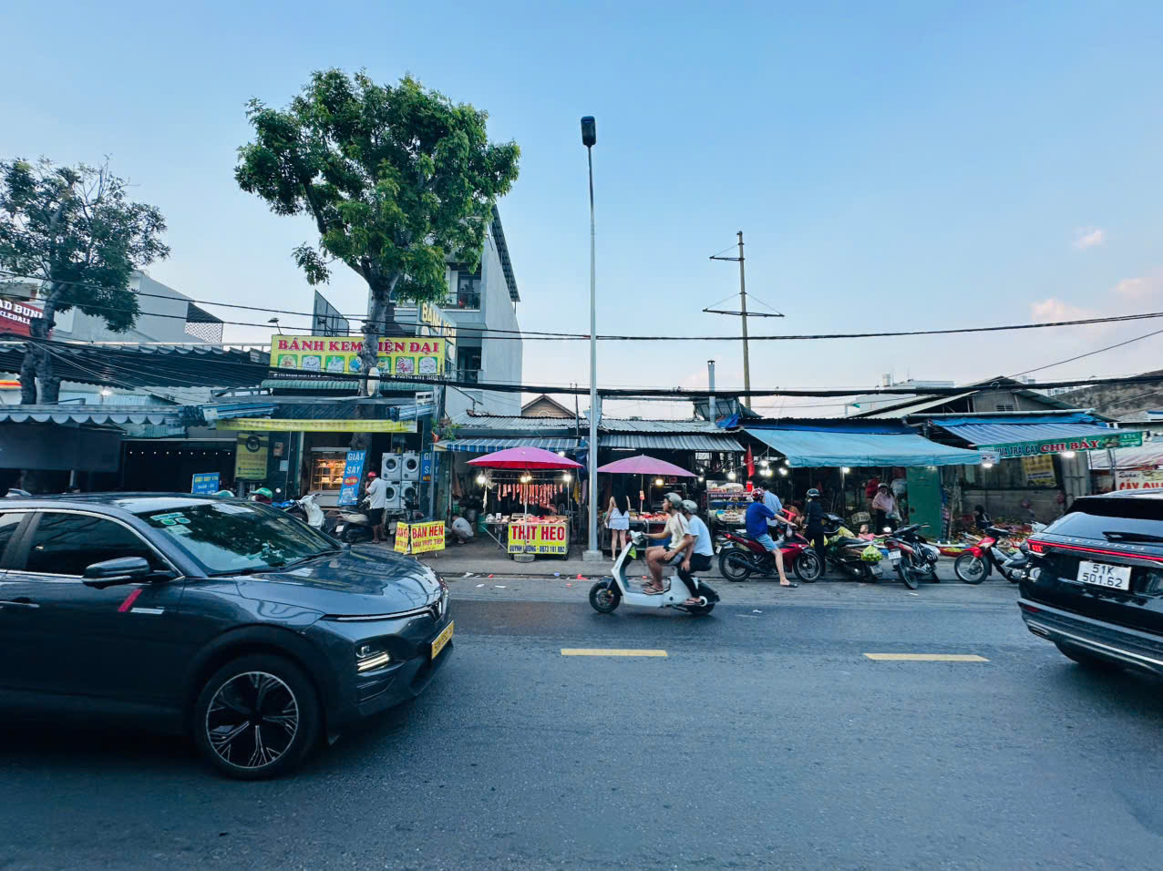 House for sale in front of 174 Pham Huu Lau, Phu My Ward, District 7, level 4 house for rent 40 million/month – 425m2 3