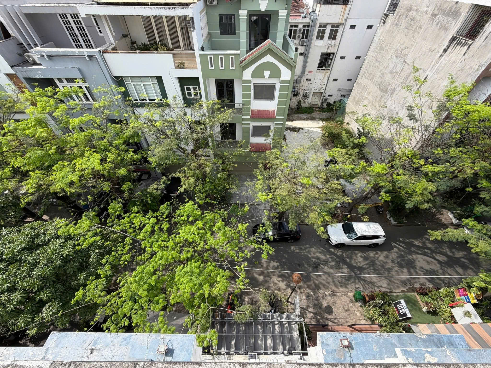 House for rent in front of Hung Phuoc 4 Phu My Hung, District 7 designed with 12 rooms for rent – 111m2 13