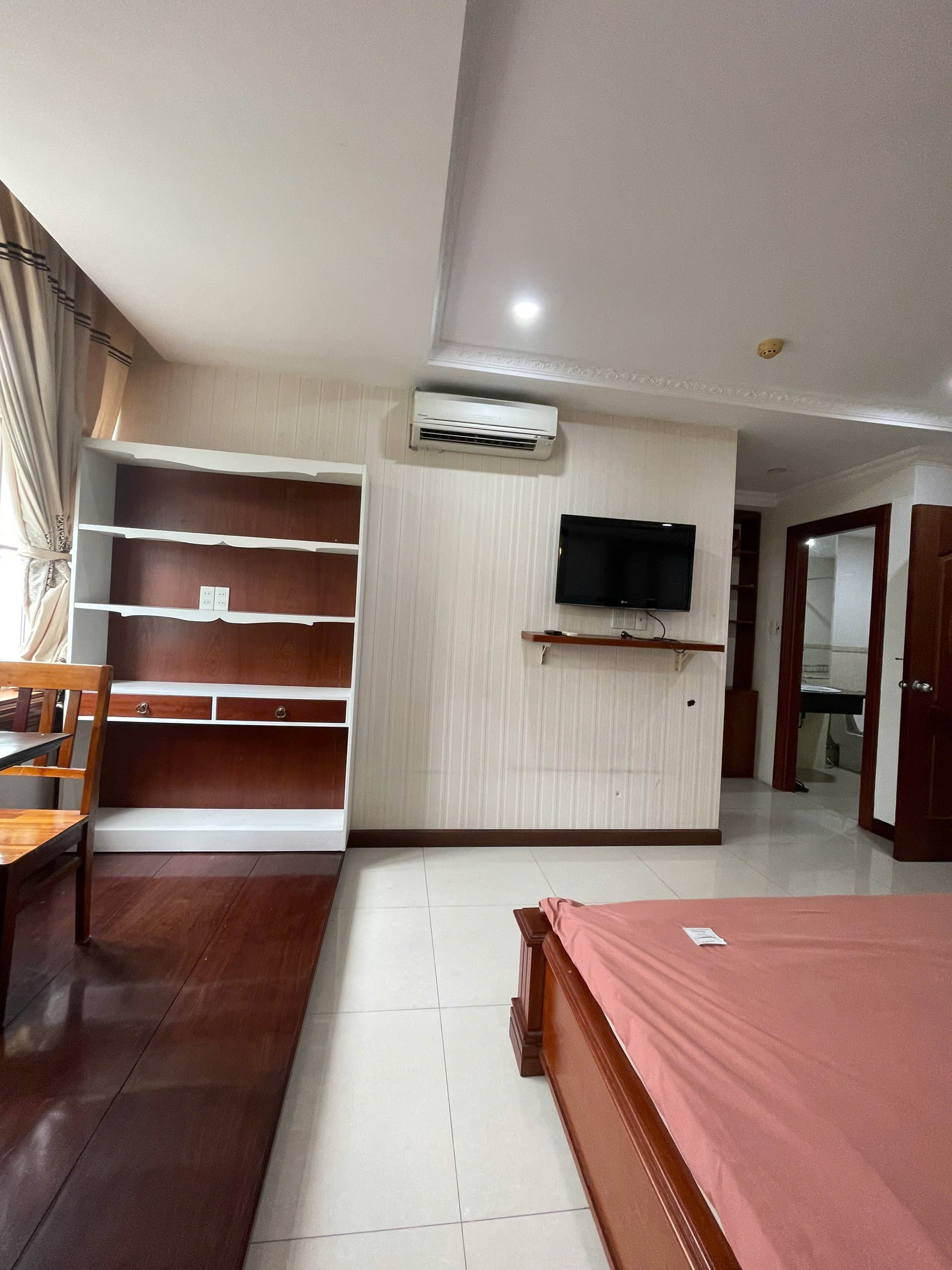 House for rent in front of Hung Phuoc 4 Phu My Hung, District 7 designed with 12 rooms for rent – 111m2 6