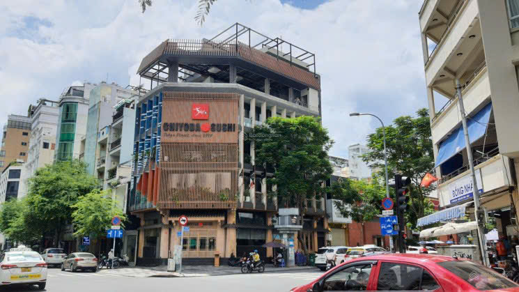 Corner house for sale with 2 fronts of Le Thanh Ton – Truong Dinh, District 1 with basement + 5 floors + terrace – 142.91m2 6