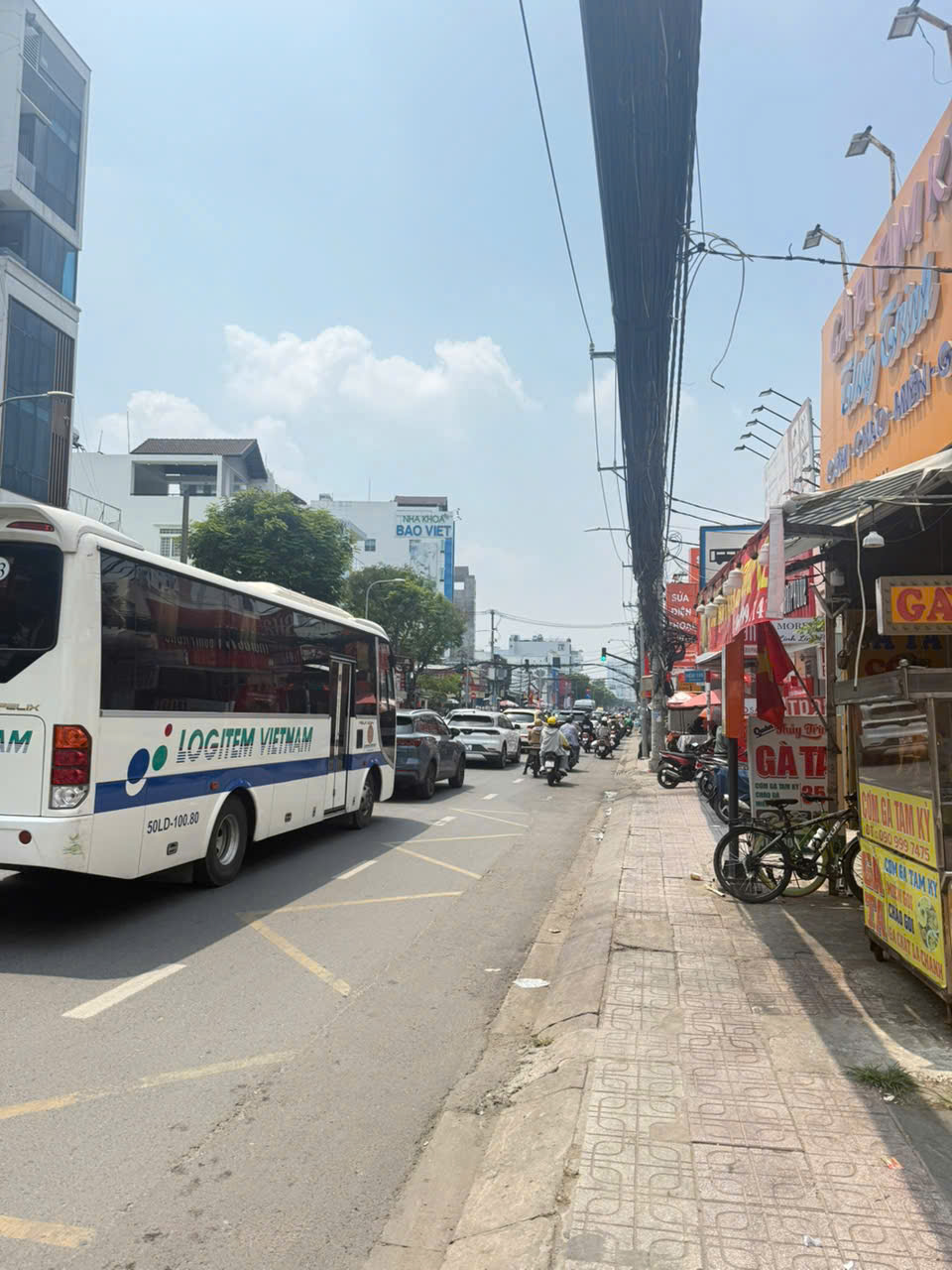 House for rent in front of Nguyen Thi Thap, District 7, build 3 floors, spacious front yard, convenient for business – 234.98m2 1