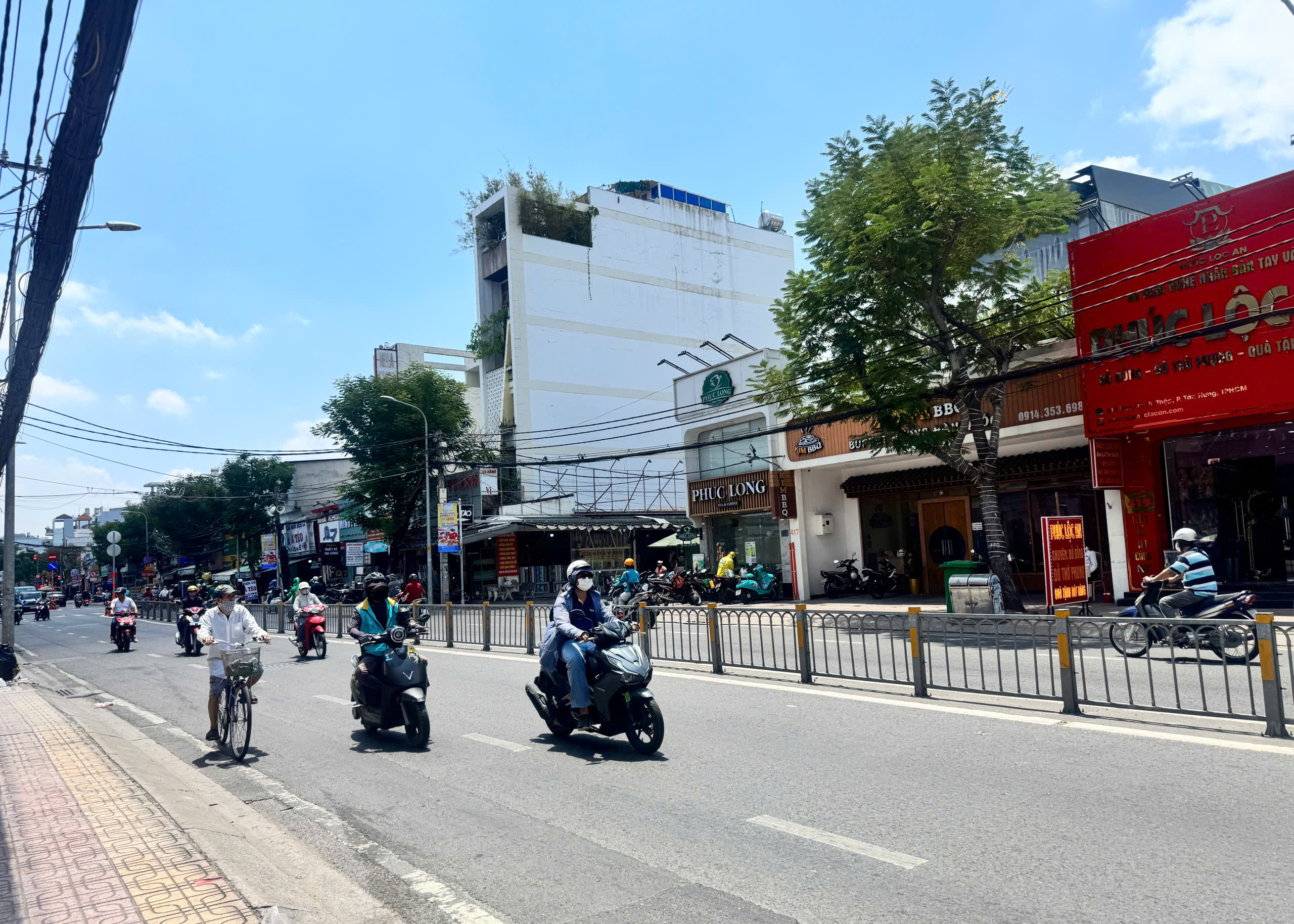 Cho thuê nhà mặt tiền Nguyễn Thị Thập, Phường Tân Hưng, Quận 7 xây 5 tầng tiện kinh doanh – 88m2 1