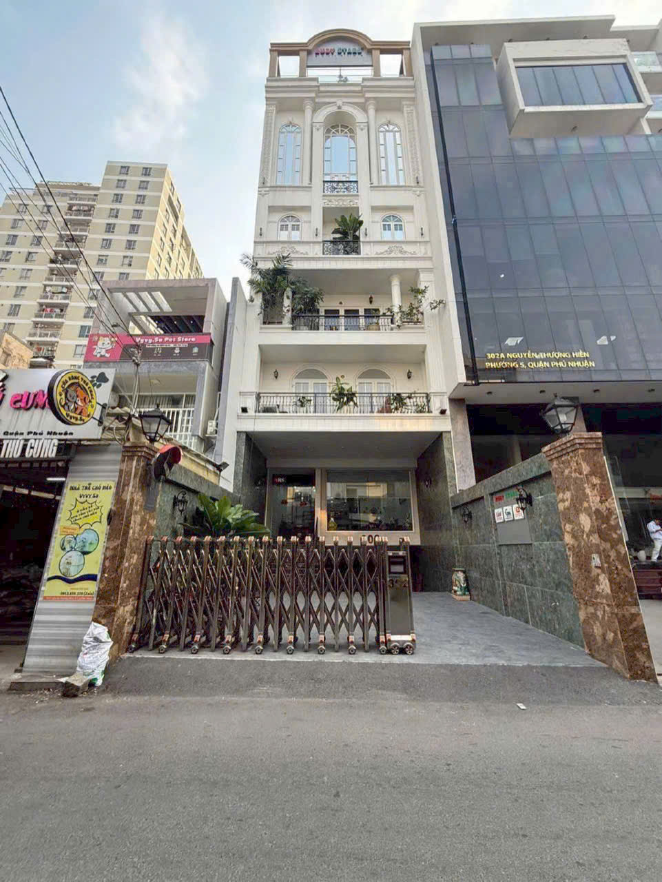 Bán nhà mặt tiền Nguyễn Thượng Hiền, Phường 5, Quận Phú Nhuận xây hầm + 7 tầng – 184.4m2