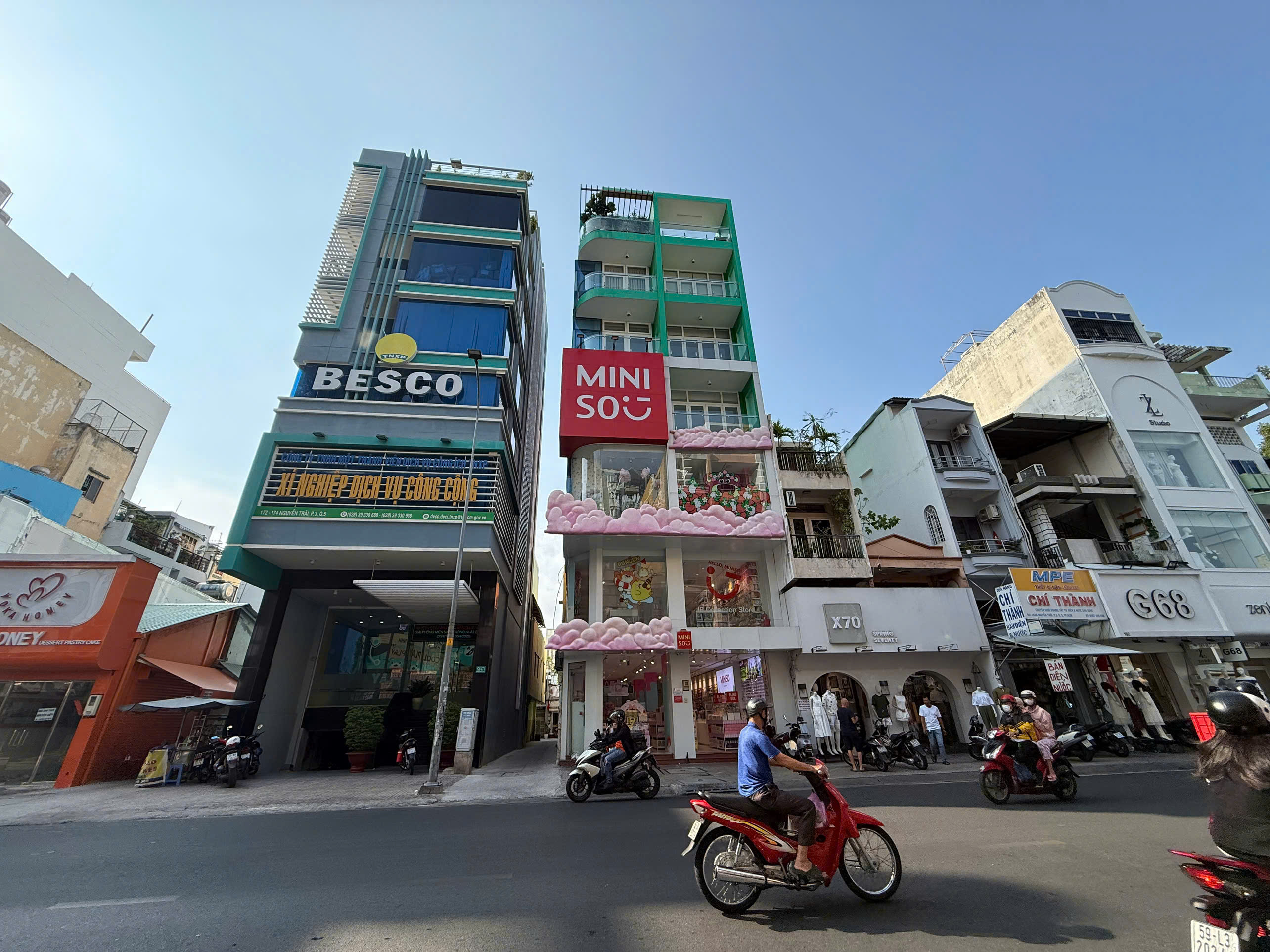 House for rent in front of Nguyen Trai, Ward 3, District 5 with 7 floors with elevator – 122.4m2 3