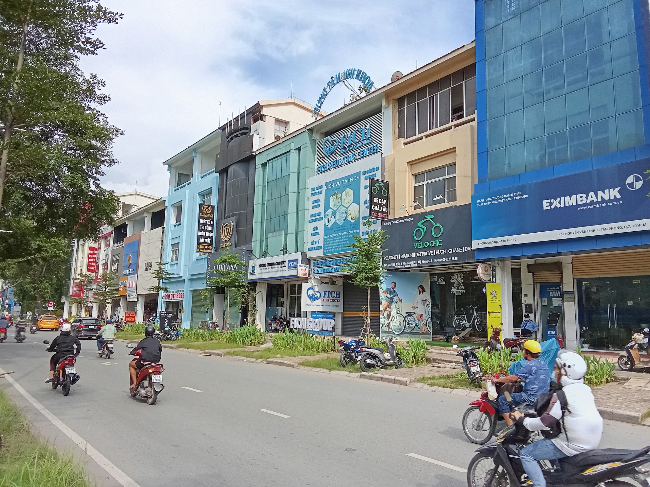 House for rent in front of Nguyen Van Linh, My Toan 1, Phu My Hung, District 7, beautiful new house 4