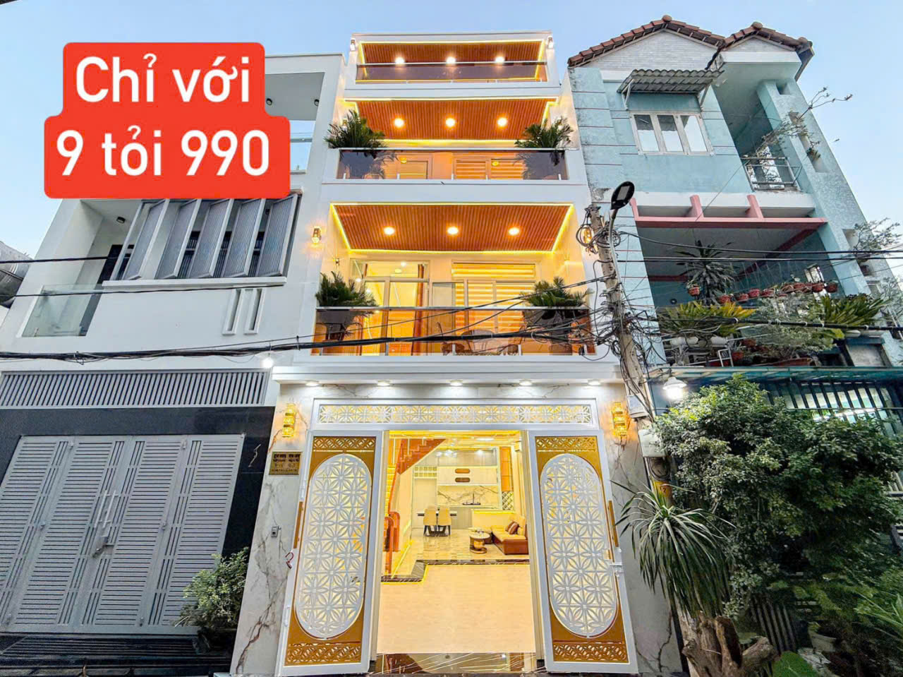 Townhouse for sale in car alley Go O Moi street, District 7 built 3 floors with 4 bedrooms with high-class furniture – 60m2