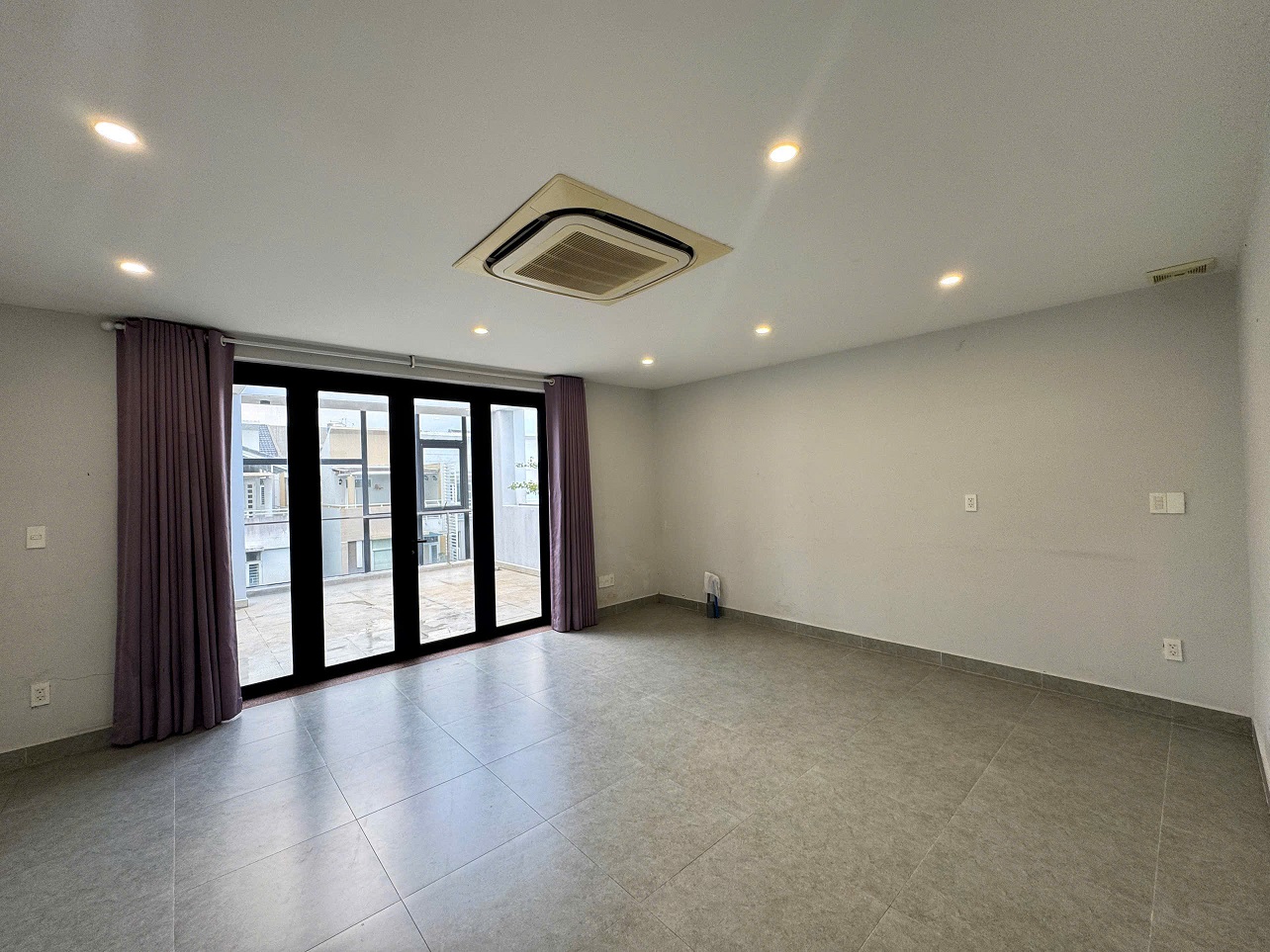 Townhouse for sale, street No. 7, Phu My Residential Area, Tan My Ward, 5 floors with elevator basement – 126m2 4