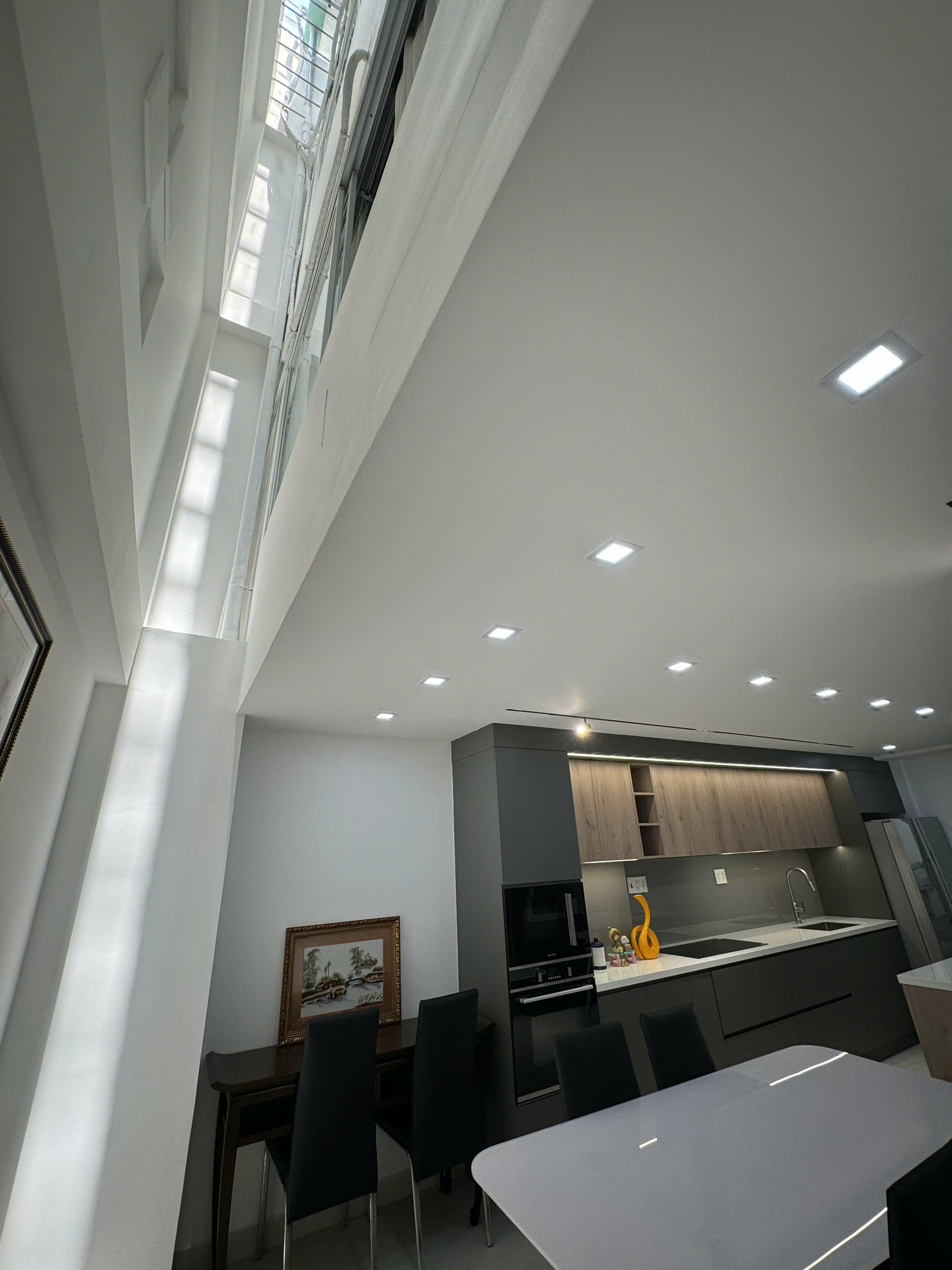 Townhouse for sale near Tan My Market, District 7, new house with 4 bedrooms 10