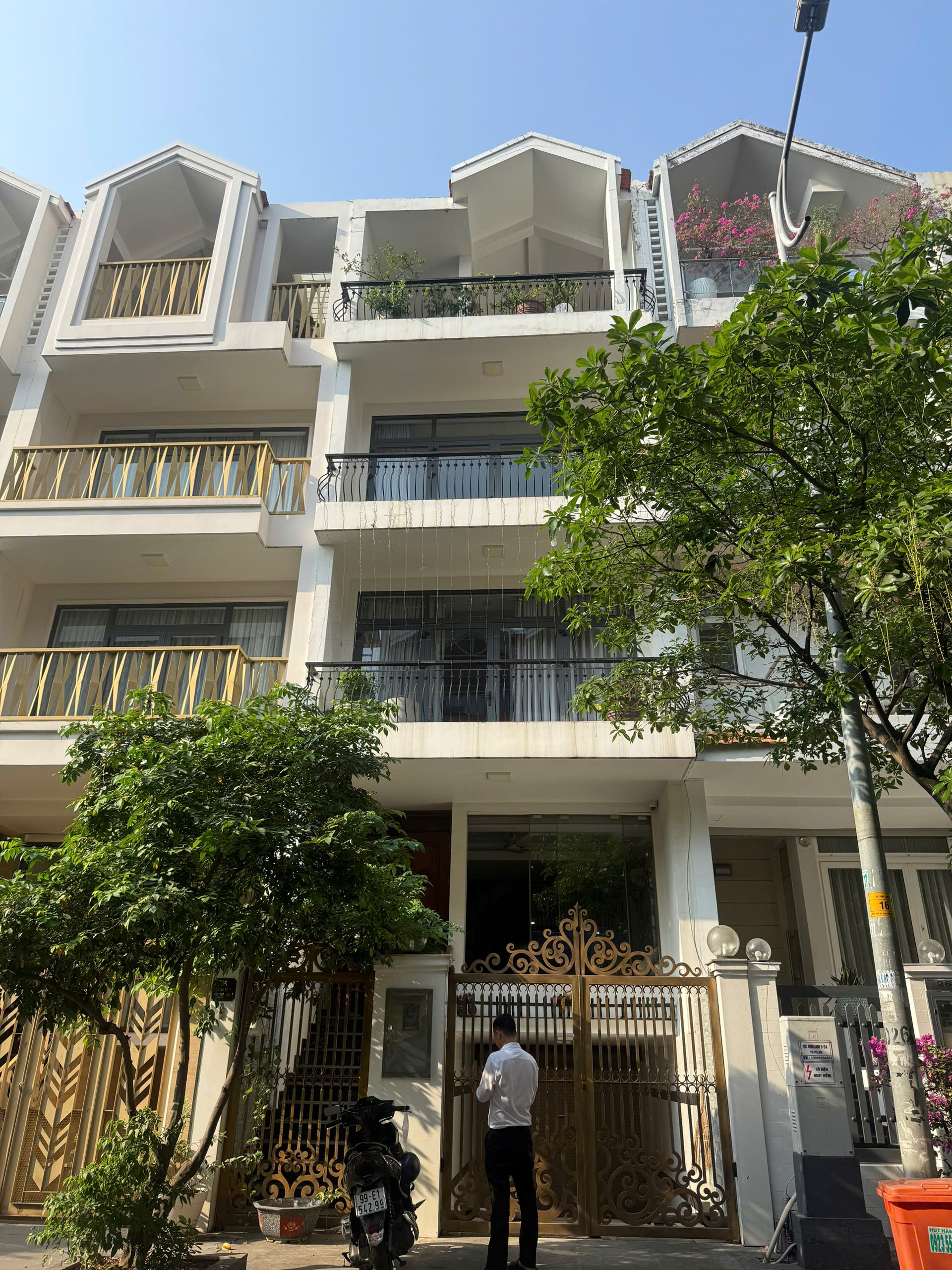 Townhouse for rent in Him Lam KDC District 7 with basement + 3 floors, newly designed house with 4 bedrooms – 100m2 18