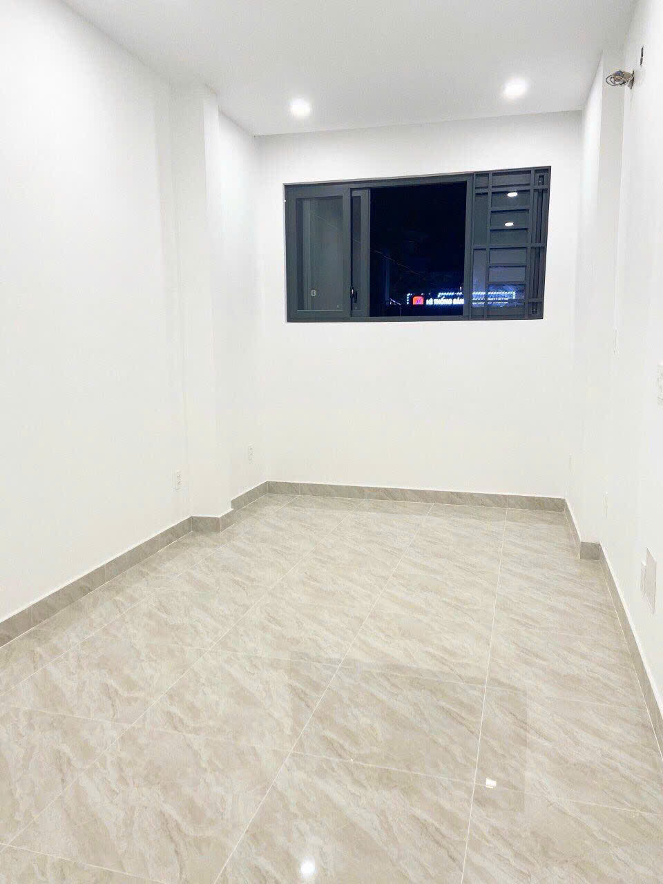 Business townhouse for sale at 344 Nguyen Thi Thap, District 7, beautiful location built 3 floors – 45.4m2 5