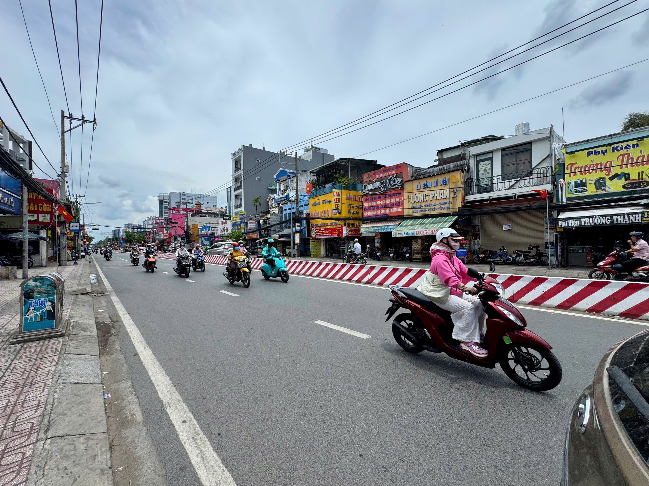 Cho thuê nhà mặt tiền kinh doanh Huỳnh Tấn Phát Phường Phú Thuận, Hồ Chí Minh diện tích lớn – 1080m2 4