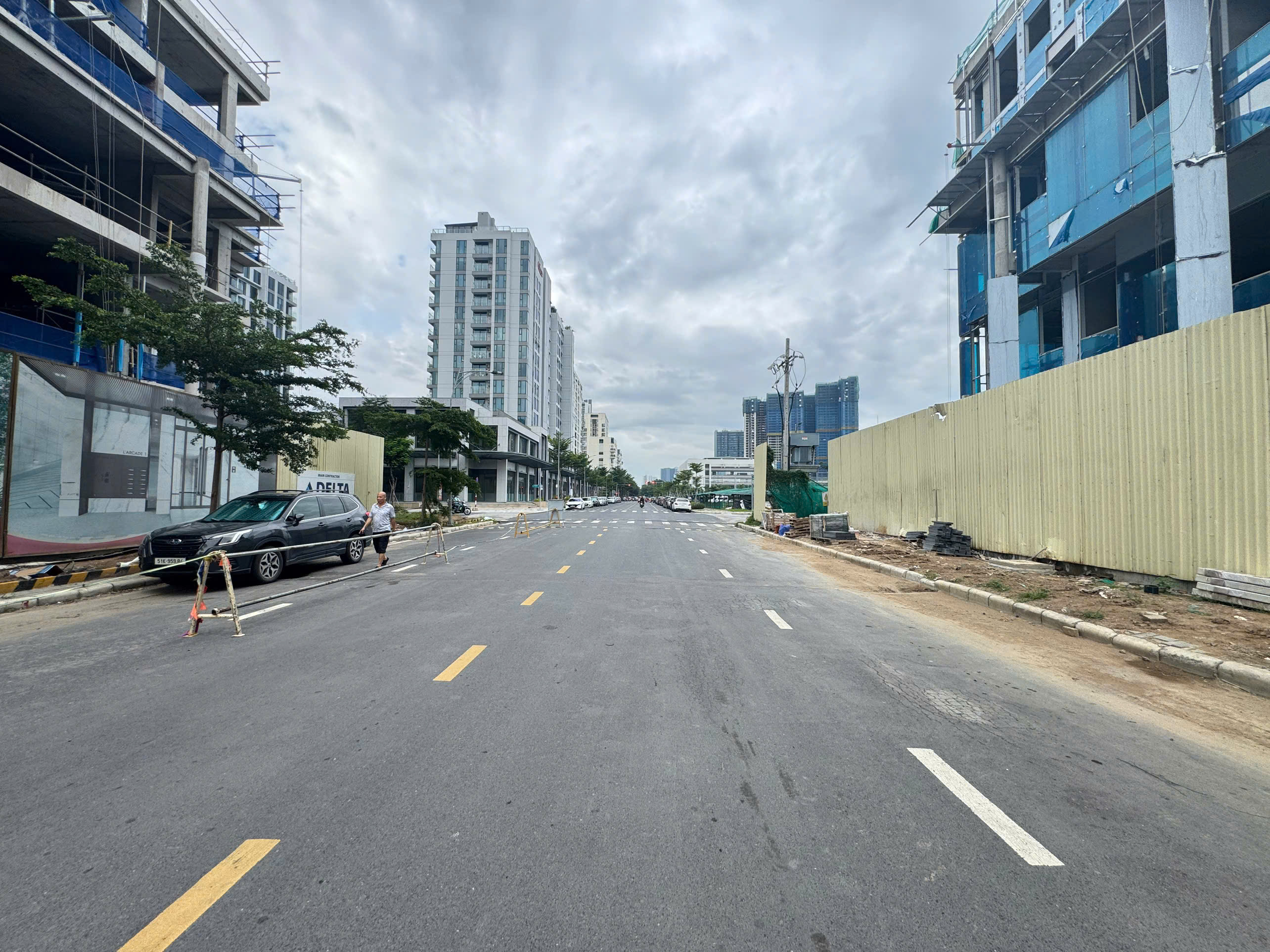 Bán 3 căn nhà phố liền kề Larcade 1 Phú Mỹ Hưng Quận 7 xây 5 tầng mặt tiền đường Raymondine siêu đẹp 7