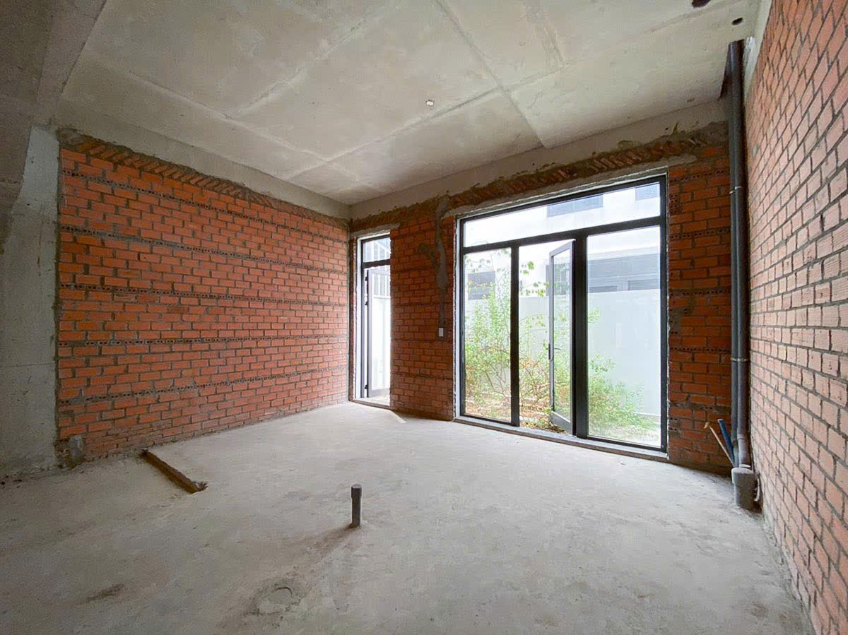 Bán nhà liền kề Lavila Nhà Bè đường Nguyễn Hữu Thọ nhà thô xây trệt + 2 lầu – 96.8m2 1