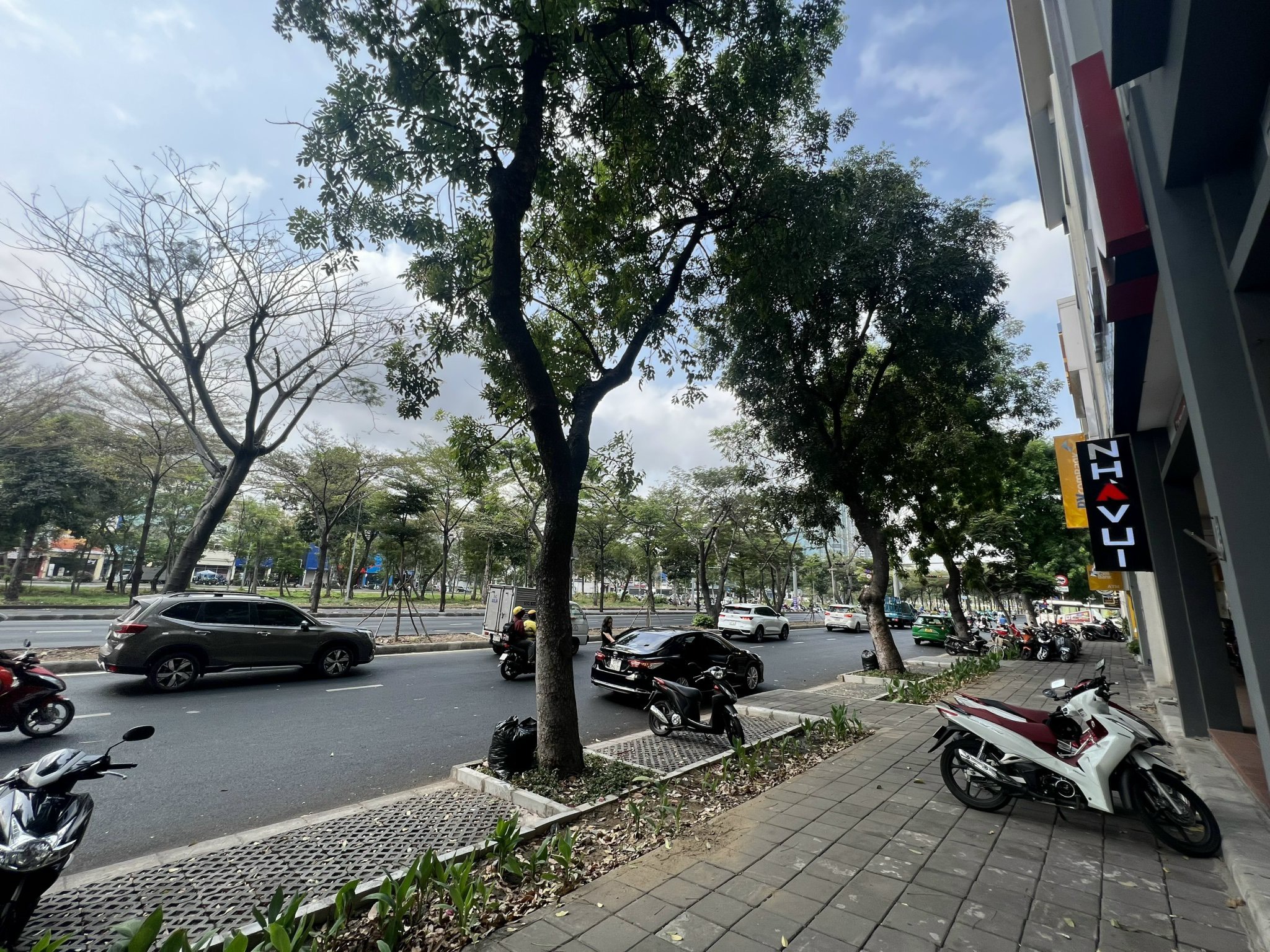 My Toan 3 townhouse for sale, Phu My Hung frontage Nguyen Van Linh near Sky Garden 6