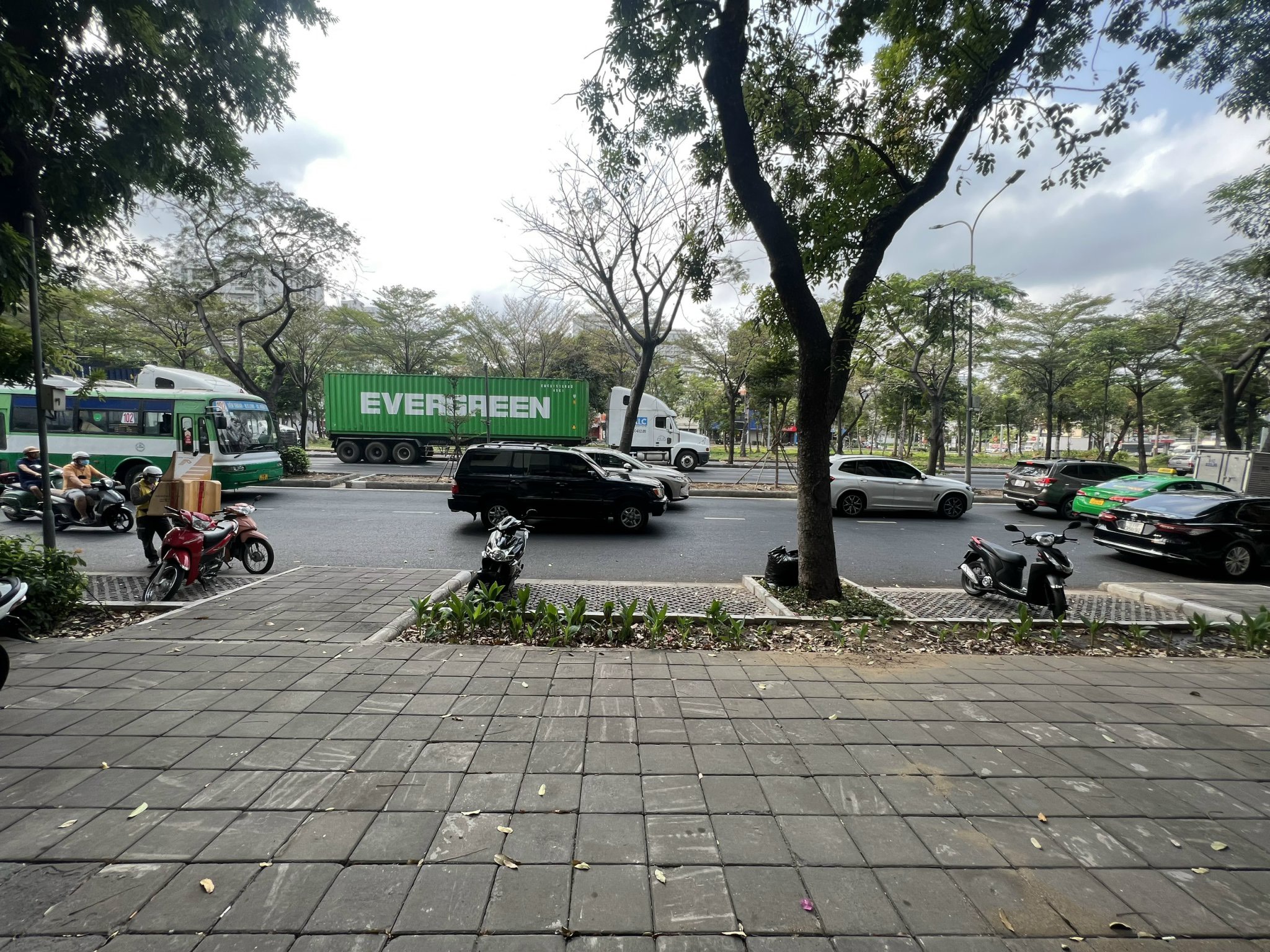 My Toan 3 townhouse for sale, Phu My Hung frontage Nguyen Van Linh near Sky Garden 1