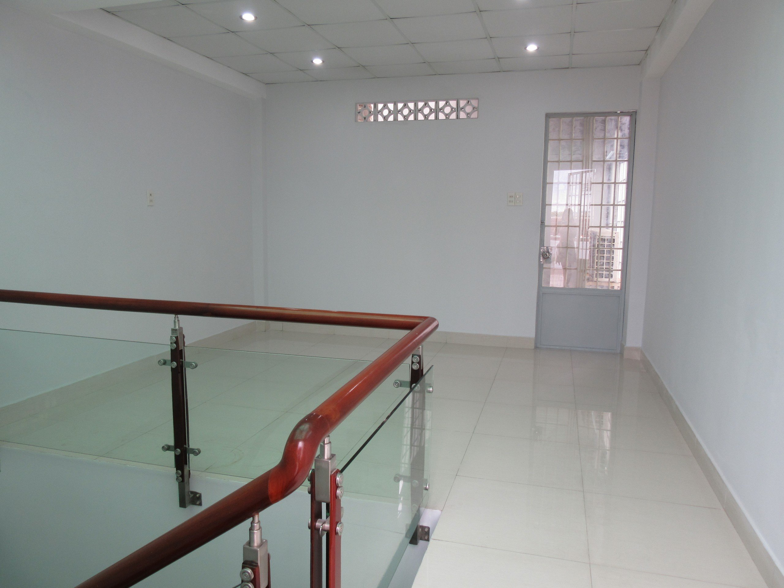 House for rent in Phan Huy Thuc, Tan Kieng, District 7 with 4 bedrooms fully air-conditioned 6