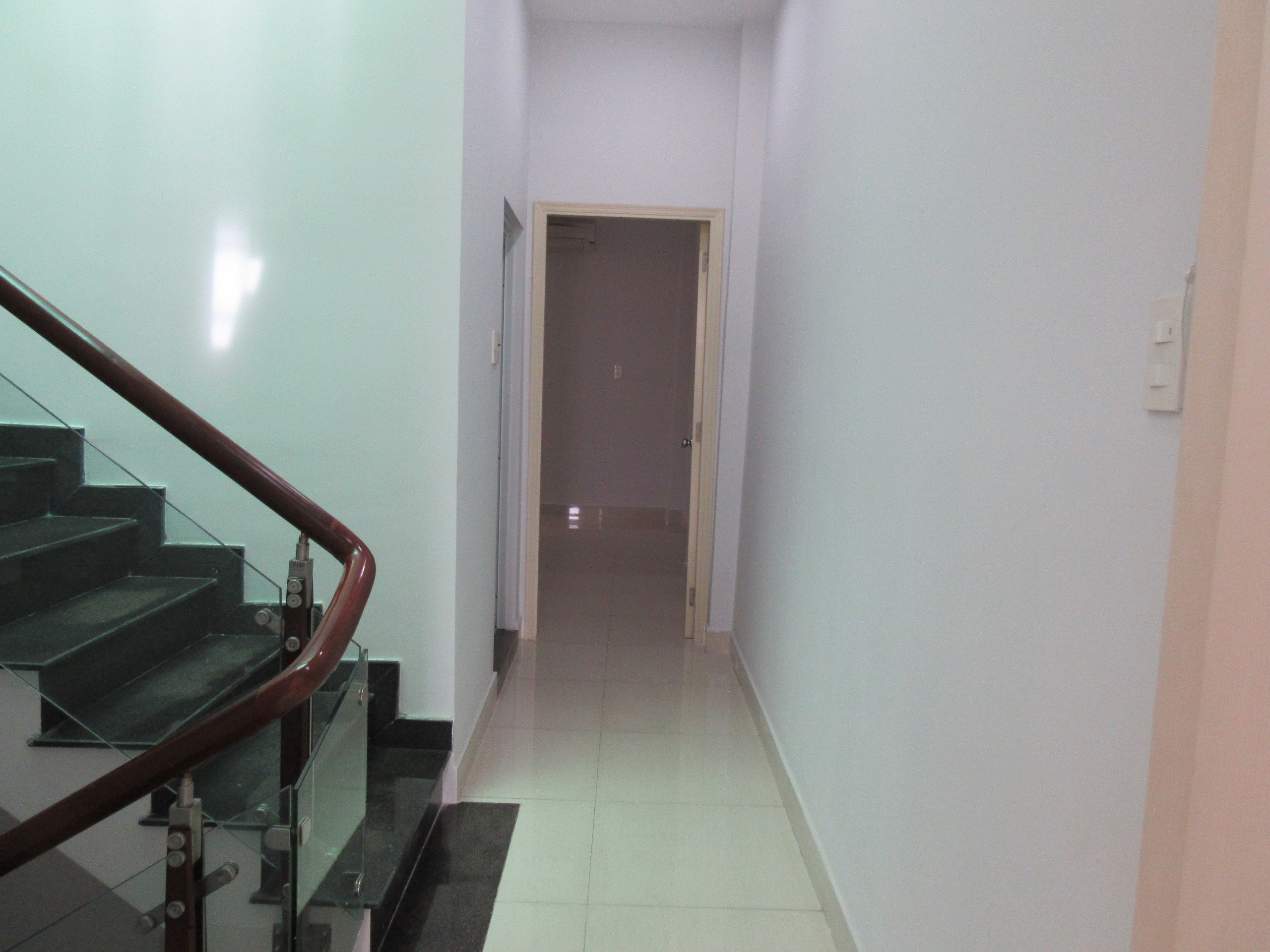House for rent in Phan Huy Thuc, Tan Kieng, District 7 with 4 bedrooms fully air-conditioned 3