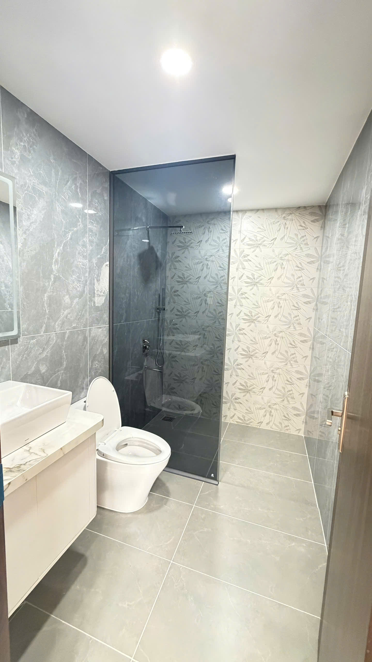 Townhouse for sale in Tan My Ward, Ho Chi Minh City built 4 floors with 3 bedrooms with asphalt road 14m – 90m2 2