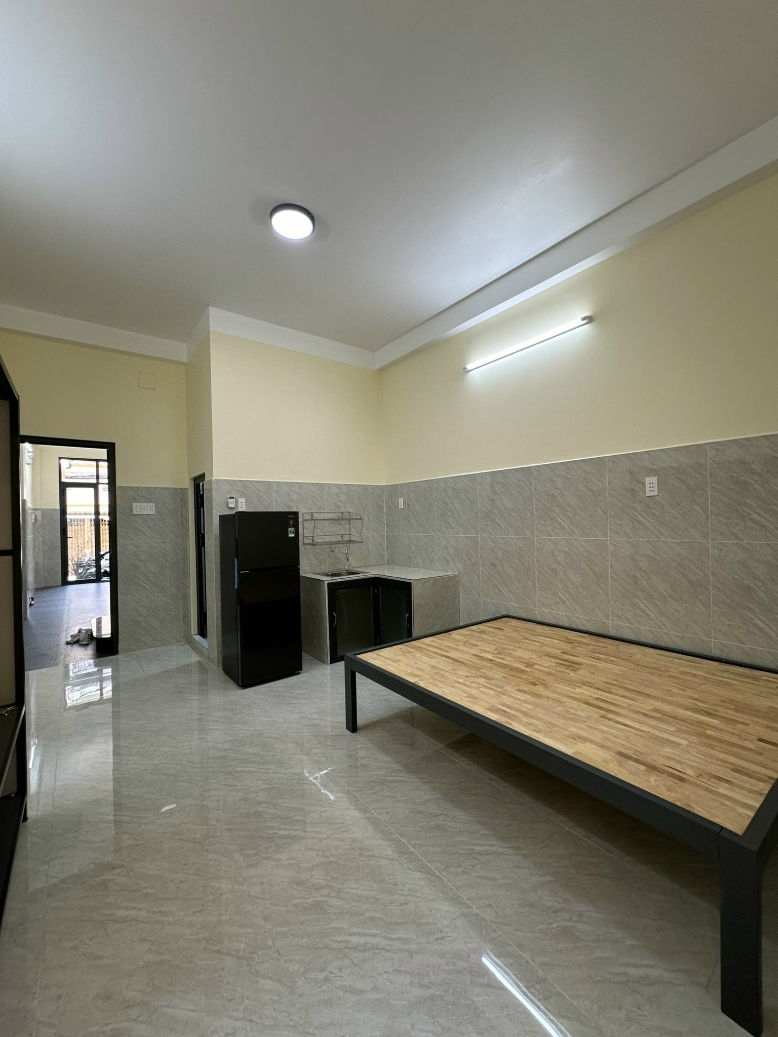 Tran Xuan Soan townhouse for sale in District 7 with 7 bedrooms for rent is 40 million VND/month 5