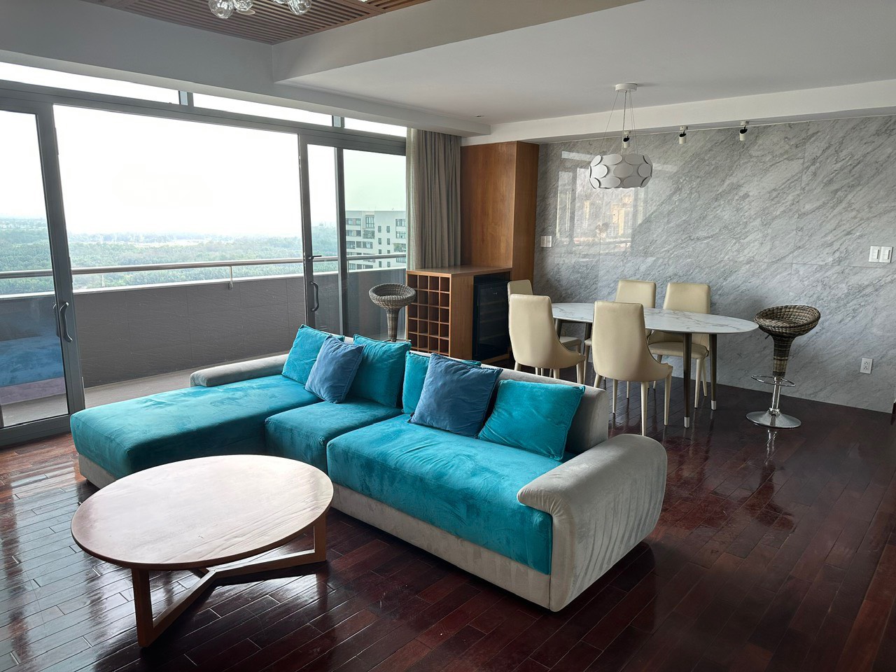 Garden Court penthouse for rent in Phu My Hung, District 7 with 4 bedrooms with river view