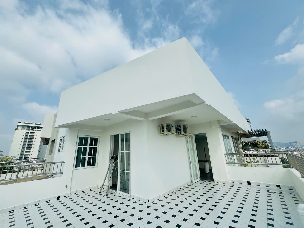 Bán penthouse Park View Phú Mỹ Hưng, Quận 7 có 3 phòng ngủ sân vườn nội thất cao cấp, lầu 15 – 203m2 4