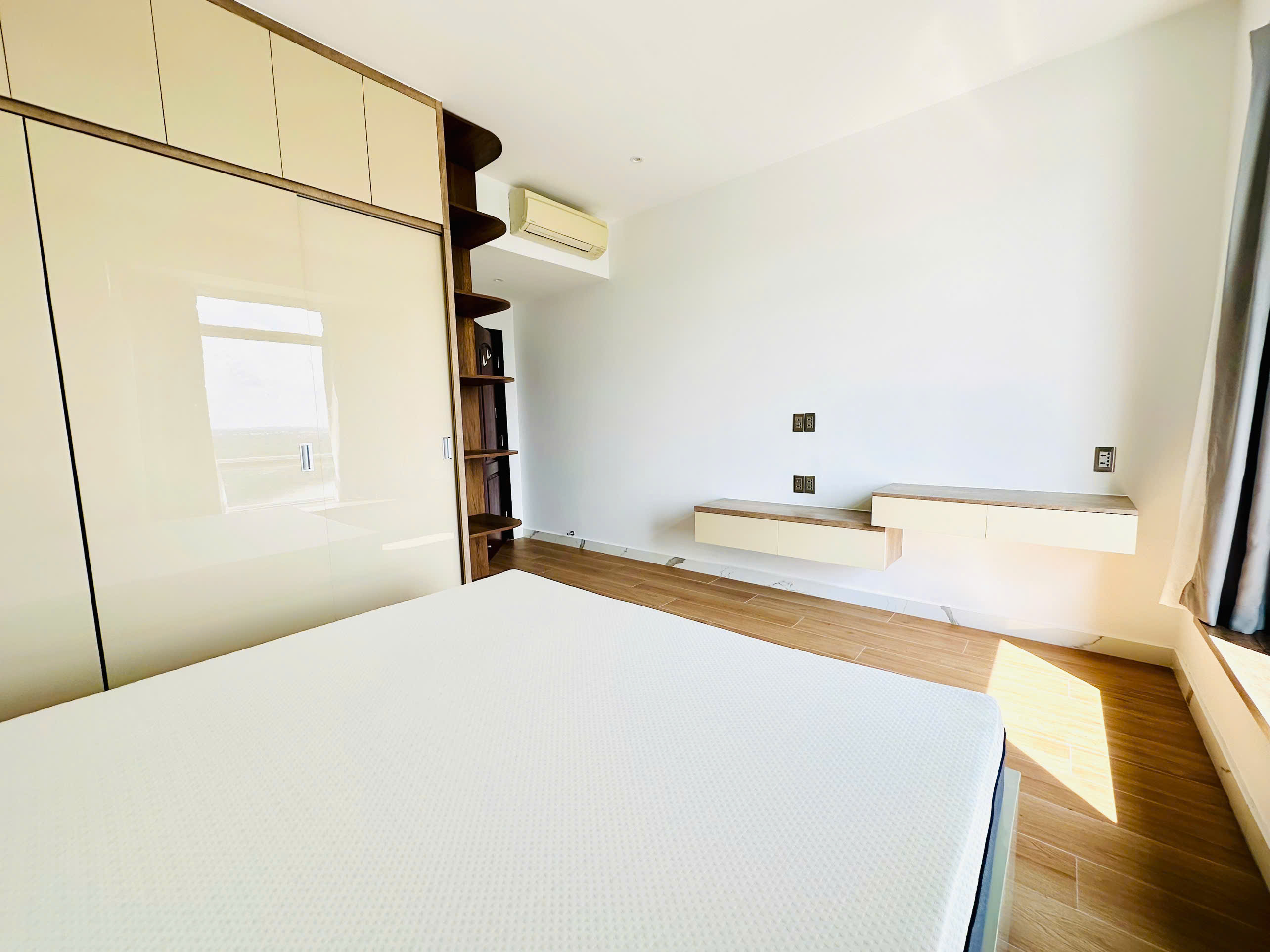 Riverside Residence penthouse apartment for rent, Phu My Hung, District 7, 4 bedrooms, parking, 16th floor - 260m2 1