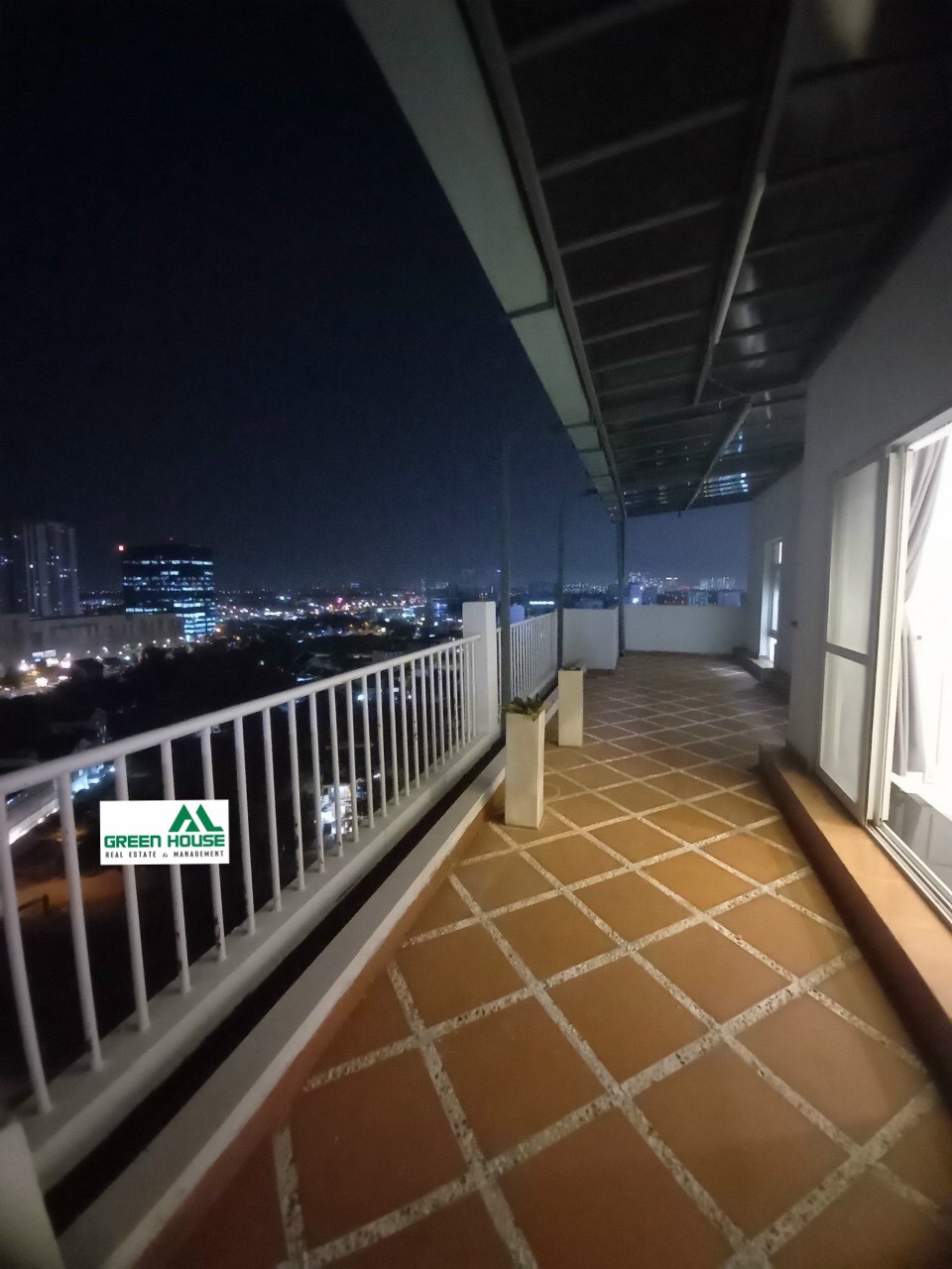 PENTHOUSE  APARTMNET FOR SALE & FOR RENT IN SKY GARDEN 1 PHU MY HUNG  2