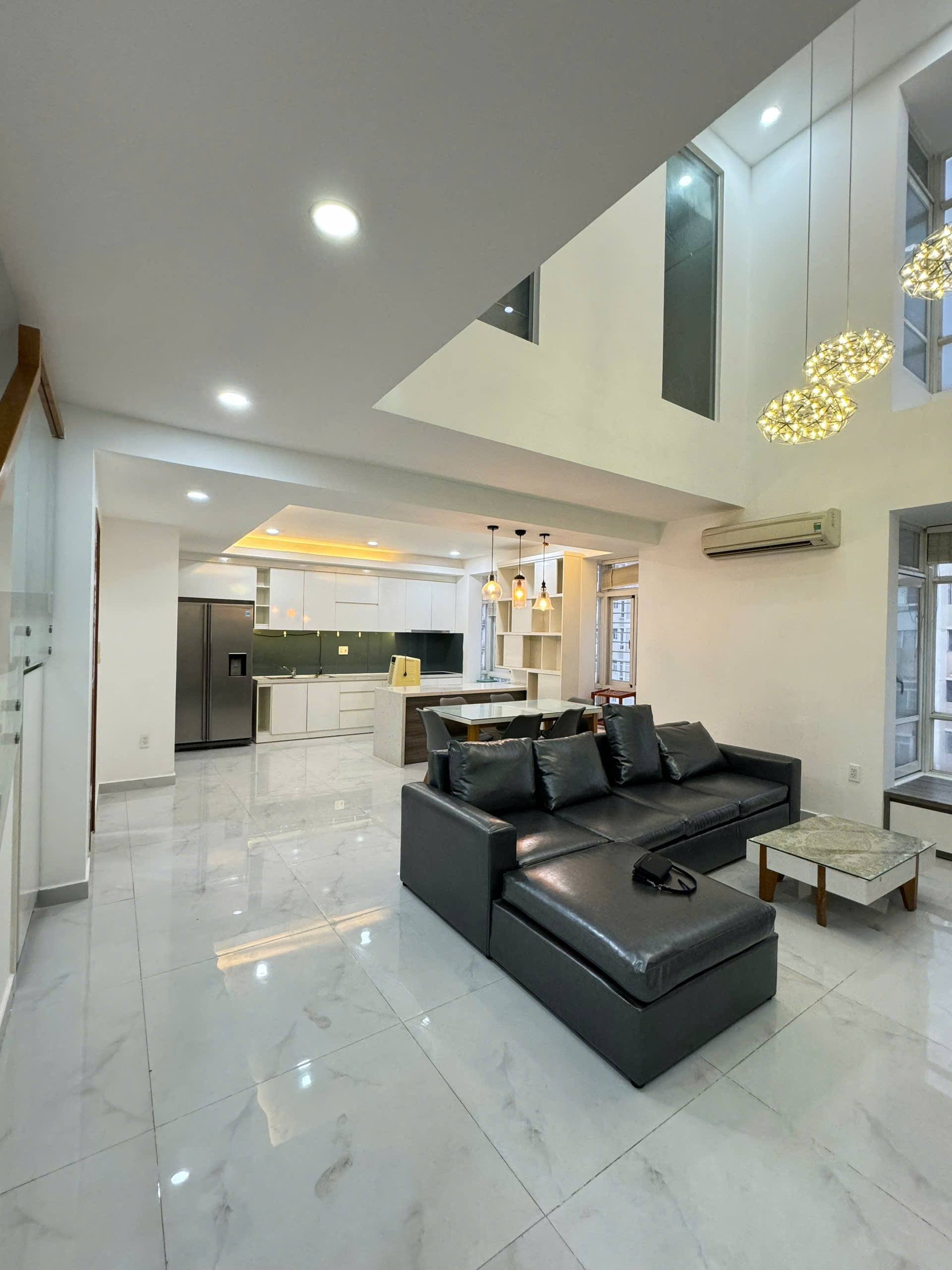 Penthouse for rent Sky Garden 3 Phu My Hung, District 7, 3 bedrooms design - 200m2 2