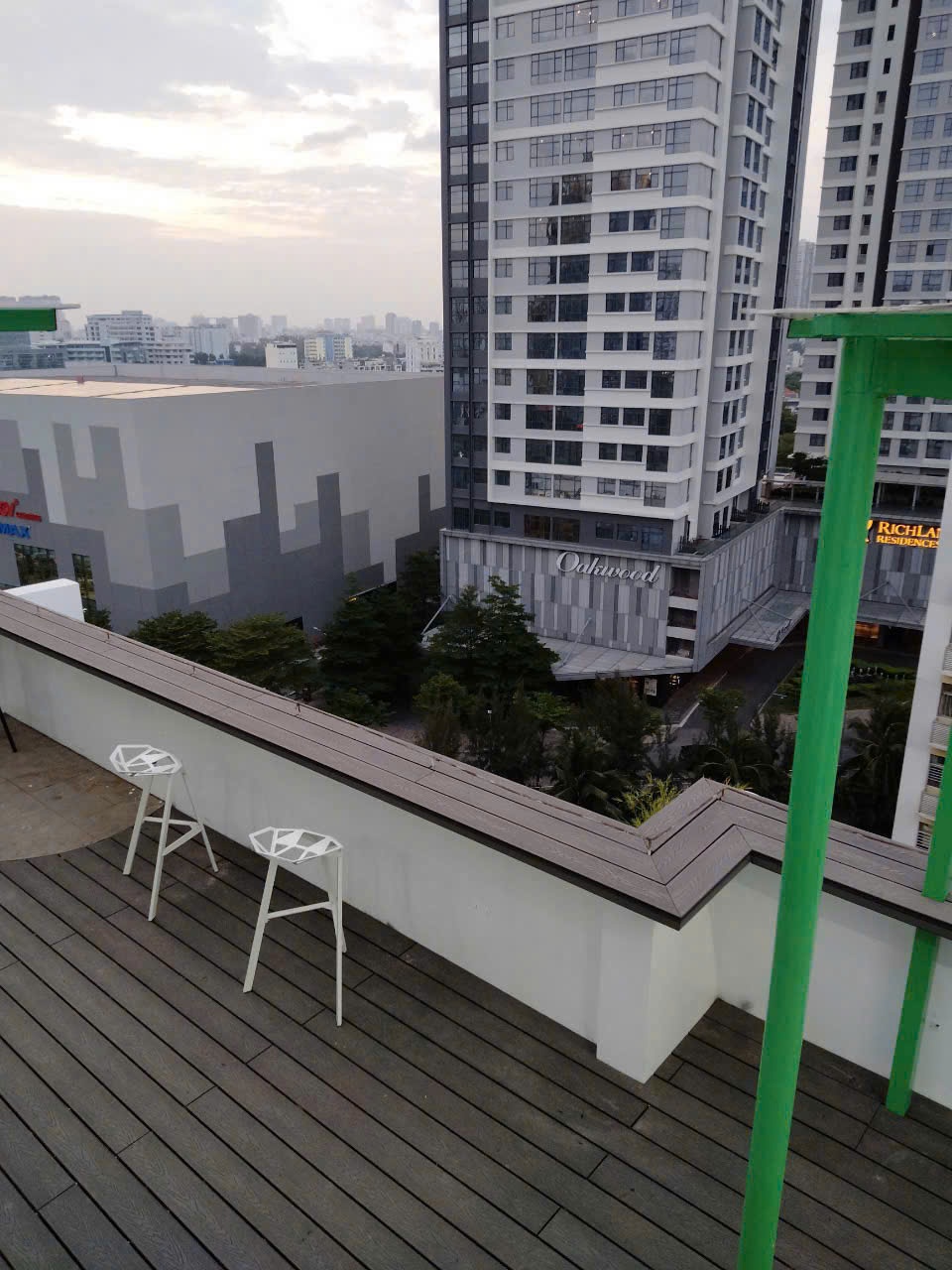 Penthouse Sky Garden Phu My Hung for sale or rent, District 7 with 5 bedrooms, BBQ court 14