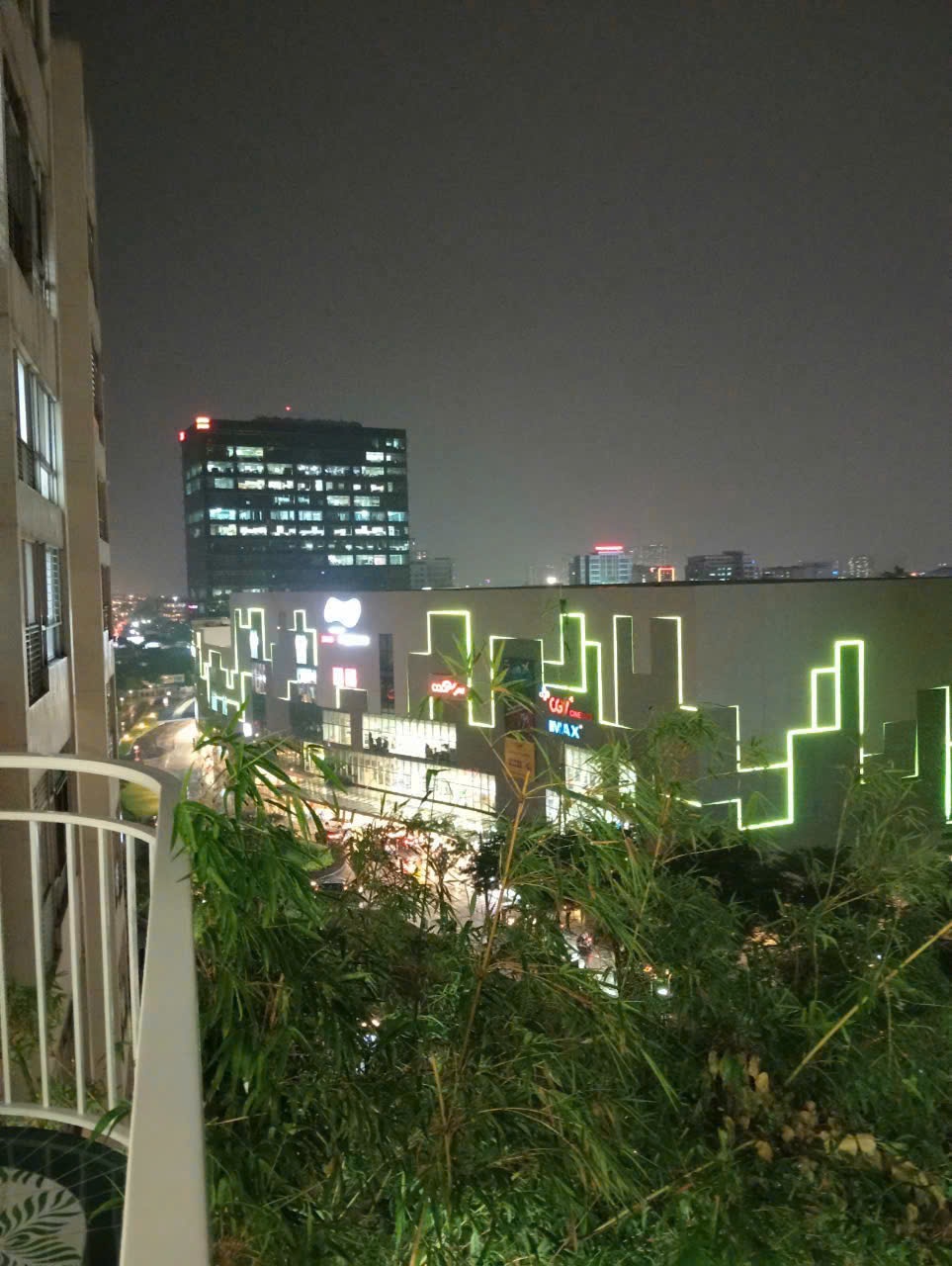 Penthouse Sky Garden Phu My Hung for sale or rent, District 7 with 5 bedrooms, BBQ court 11