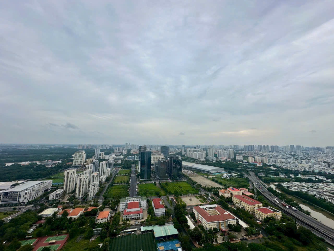 The View Keppel Land penthouse for sale next to Phu My Hung, District 7 has 4 bedrooms 4