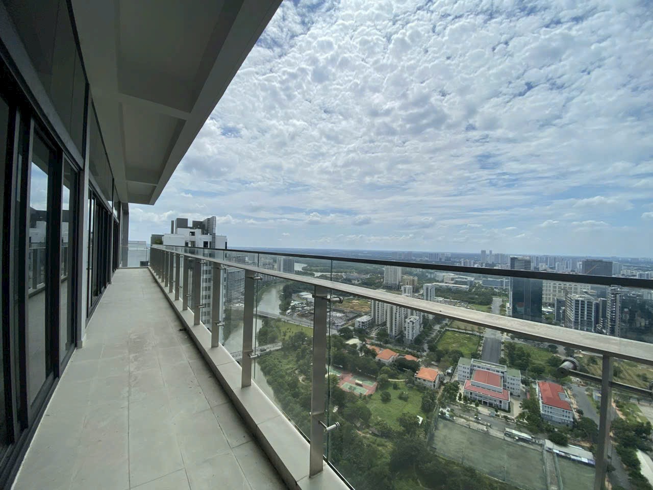 The View Keppel Land penthouse for sale next to Phu My Hung, District 7 has 4 bedrooms