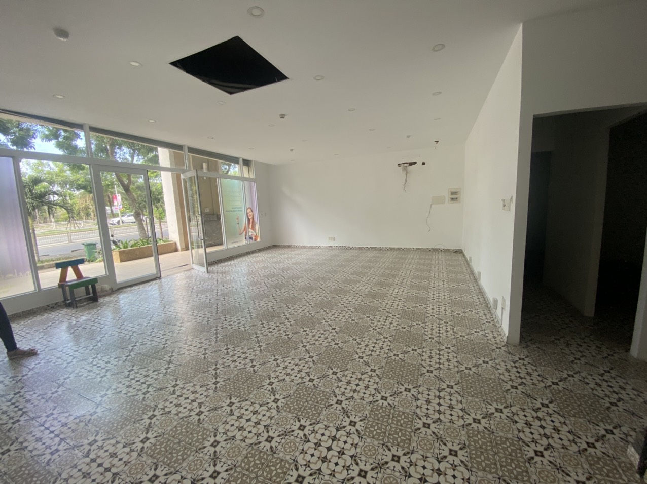 GreenView shop for rent: 2