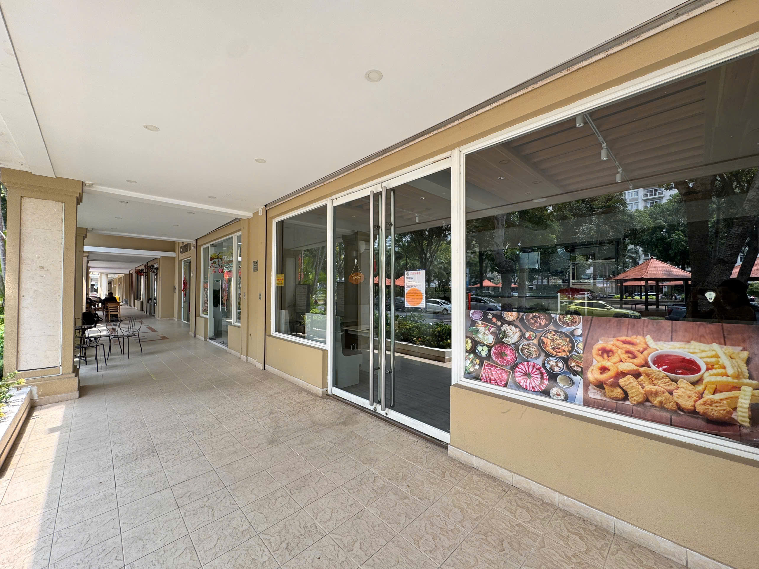 Shophouse for rent in Canh Vien 1B Phu My Hung, District 7 with ground floor + mezzanine of empty house with self-decoration – 136m2 1