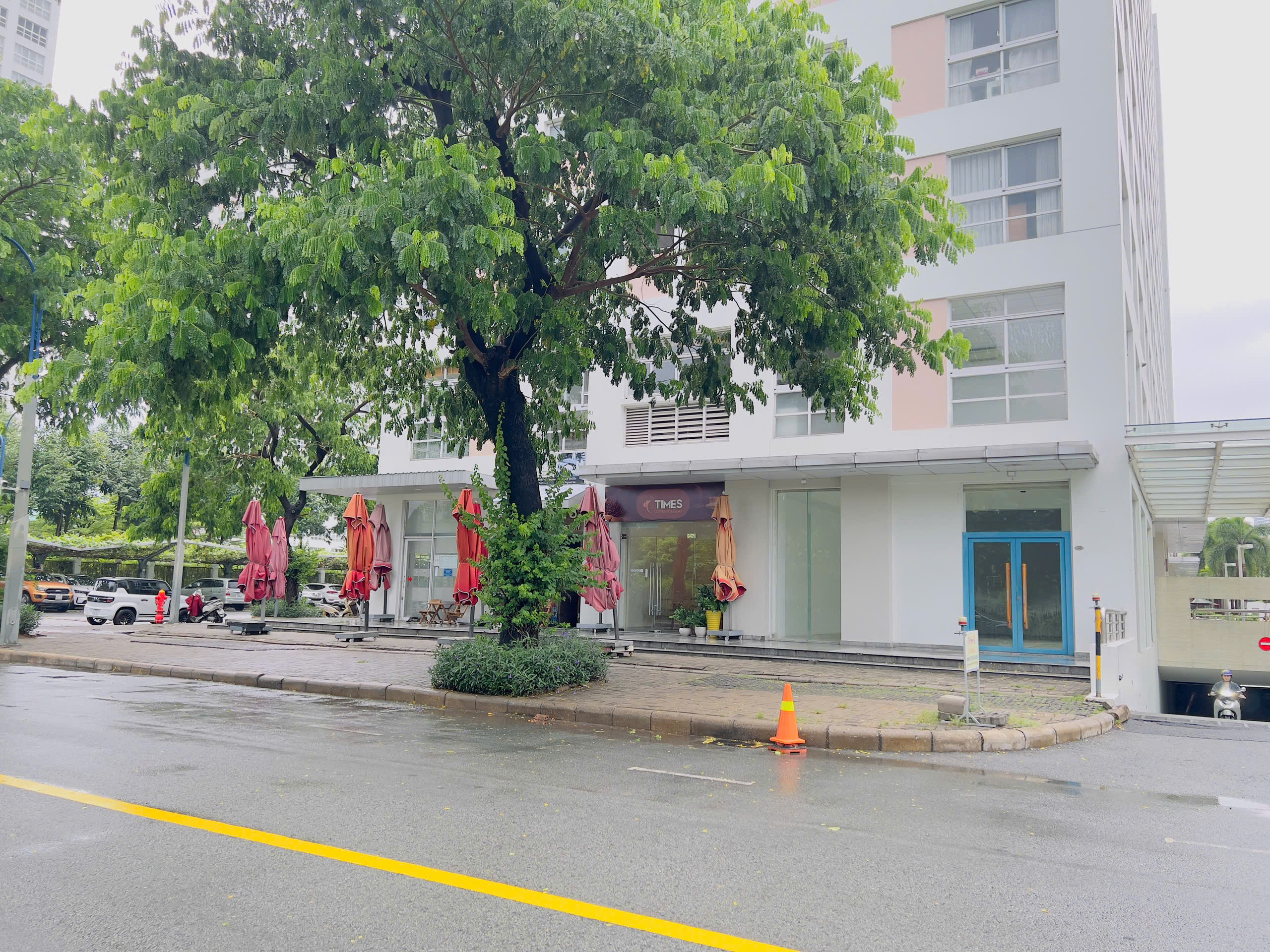 Cho thuê shophouse Happy Valley Phú Mỹ Hưng, Quận 7 căn góc, nhà thô gồm trệt + 1 lầu – 219m2 1