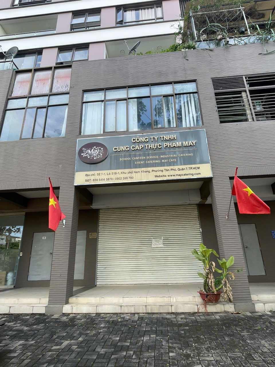 Shophouse for sale in Nam Khang Phu My Hung, District 7 with ground floor + floor, front of Nguyen Luong Bang street – 192m2 2