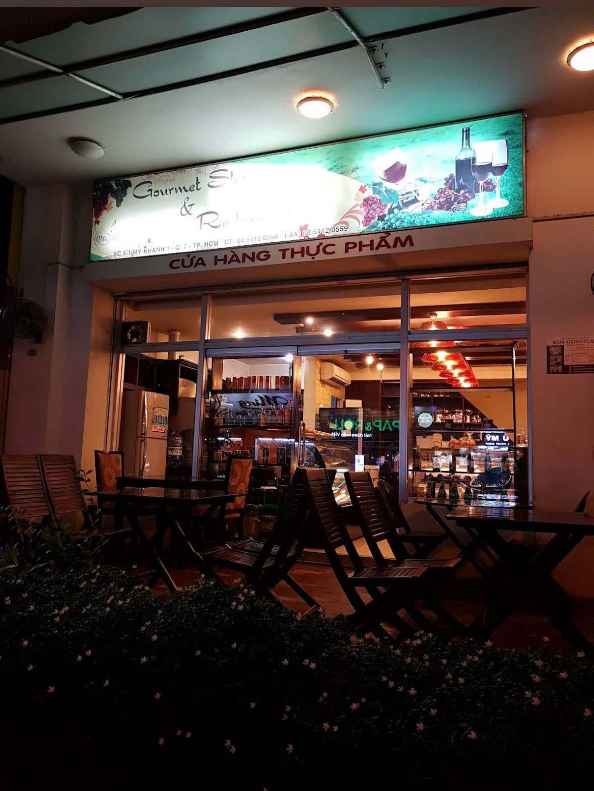 Cho thuê shophouse Mỹ Khánh 1 Phú Mỹ Hưng, Quận 7 mặt tiền Nguyễn Đức Cảnh có lửng – 70m2 4