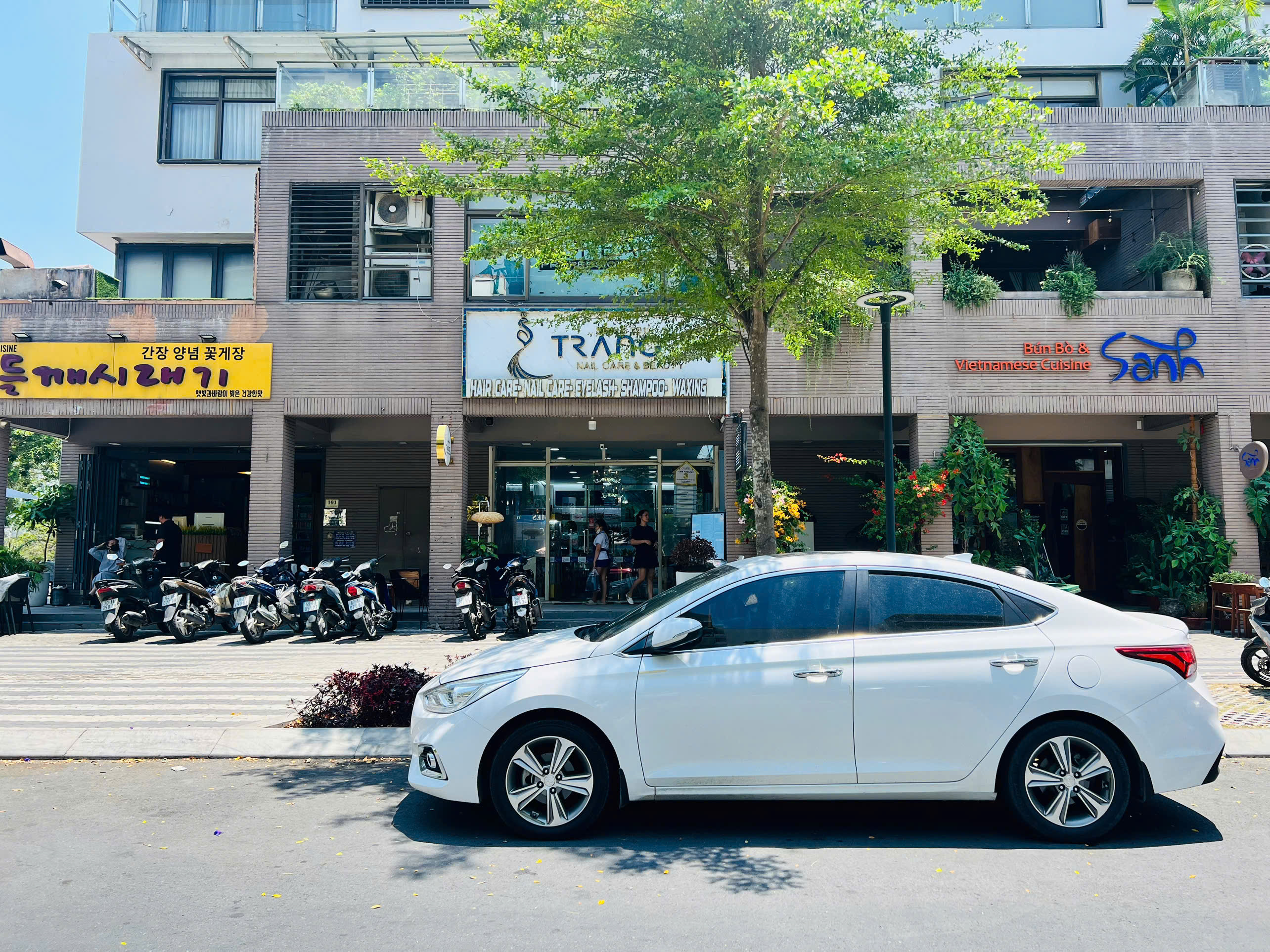 Bán shophouse Panorama Phú Mỹ Hưng, Quận 7 có 1 lầu mặt tiền đường Tôn Dật Tiên – 152m2