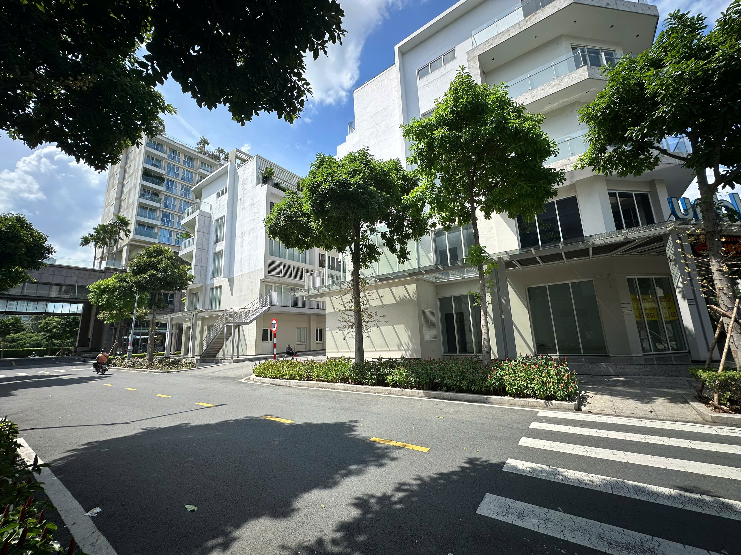 Sala shophouse for rent in Thu Duc City, corner apartment 2 fronts of B4 street, built 6 floors with basement – 172m2 7