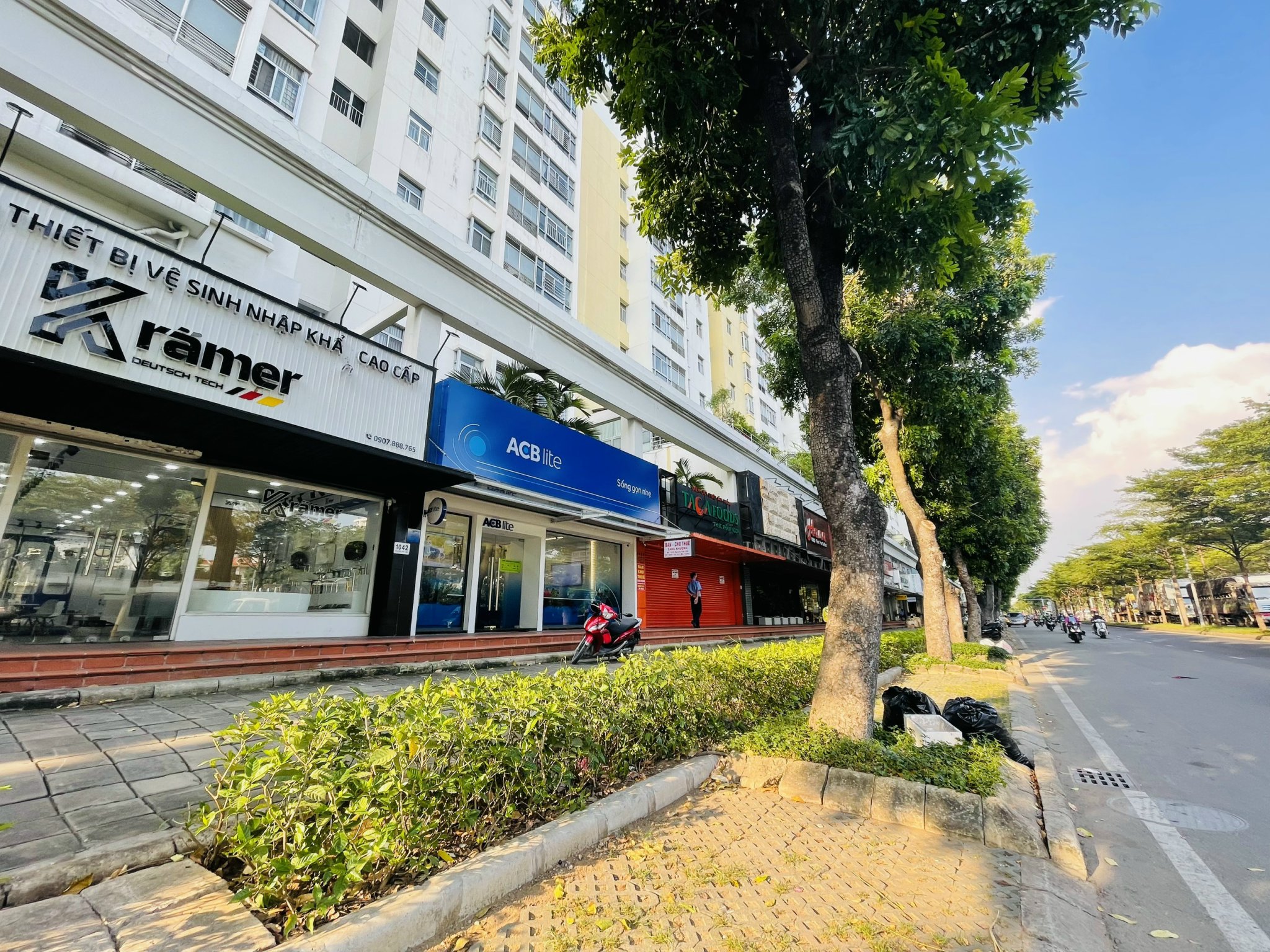 Bán hoặc cho thuê shophouse Sky Garden 1, Phú Mỹ Hưng, mặt tiền đại lộ Nguyễn Văn Linh 2