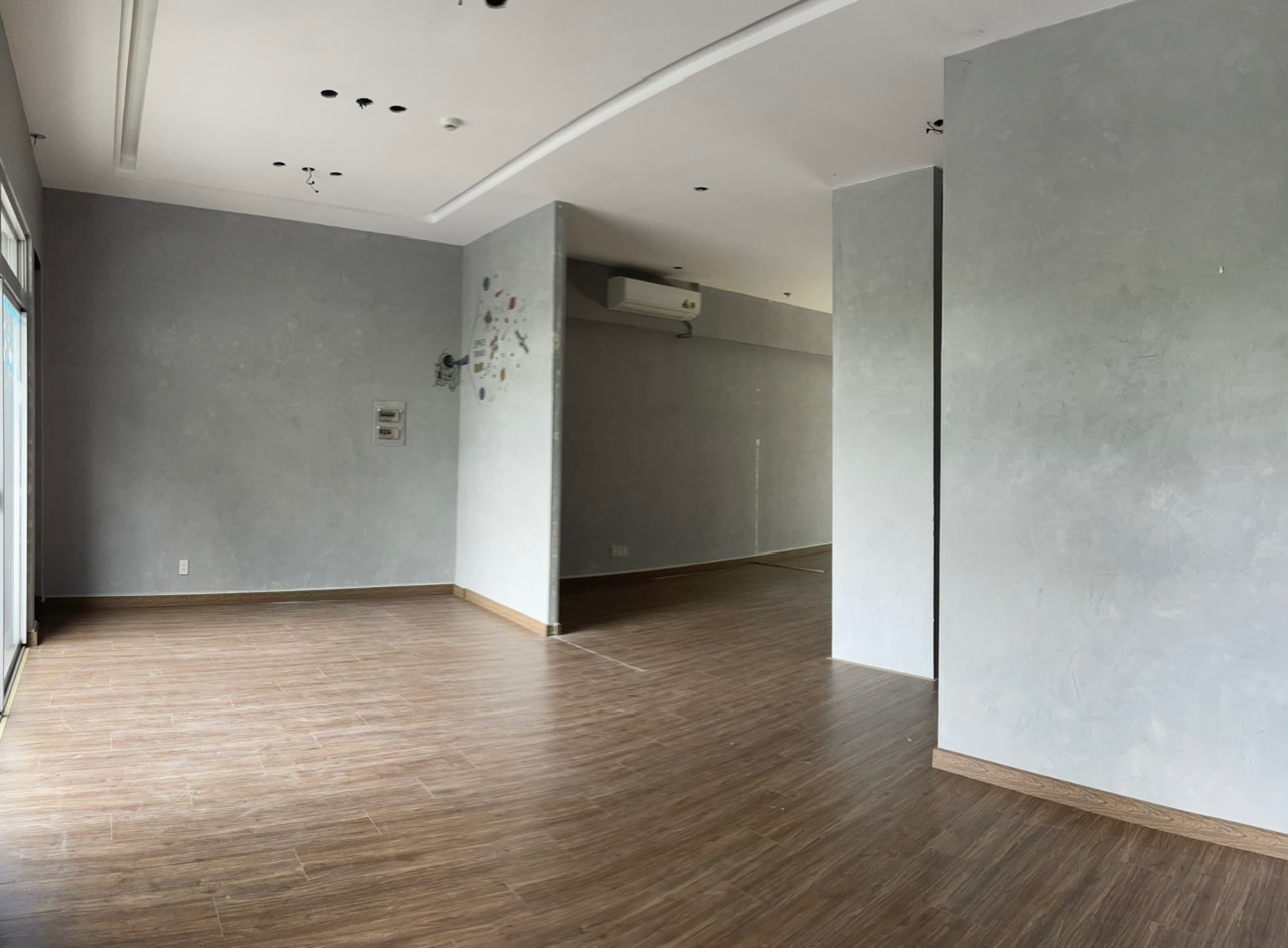 Selling or renting Star Hill shop Phu My Hung, District 7 with an area of 150m2 for rent in all industries 1