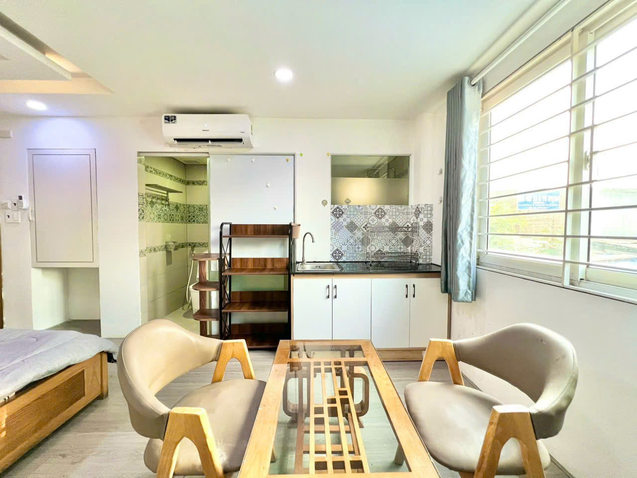 Bán tòa nhà căn hộ dịch vụ KDC Trung Sơn, Bình Chánh xây 6 tầng có 18 phòng ngủ, hướng Đông – 148m2 5