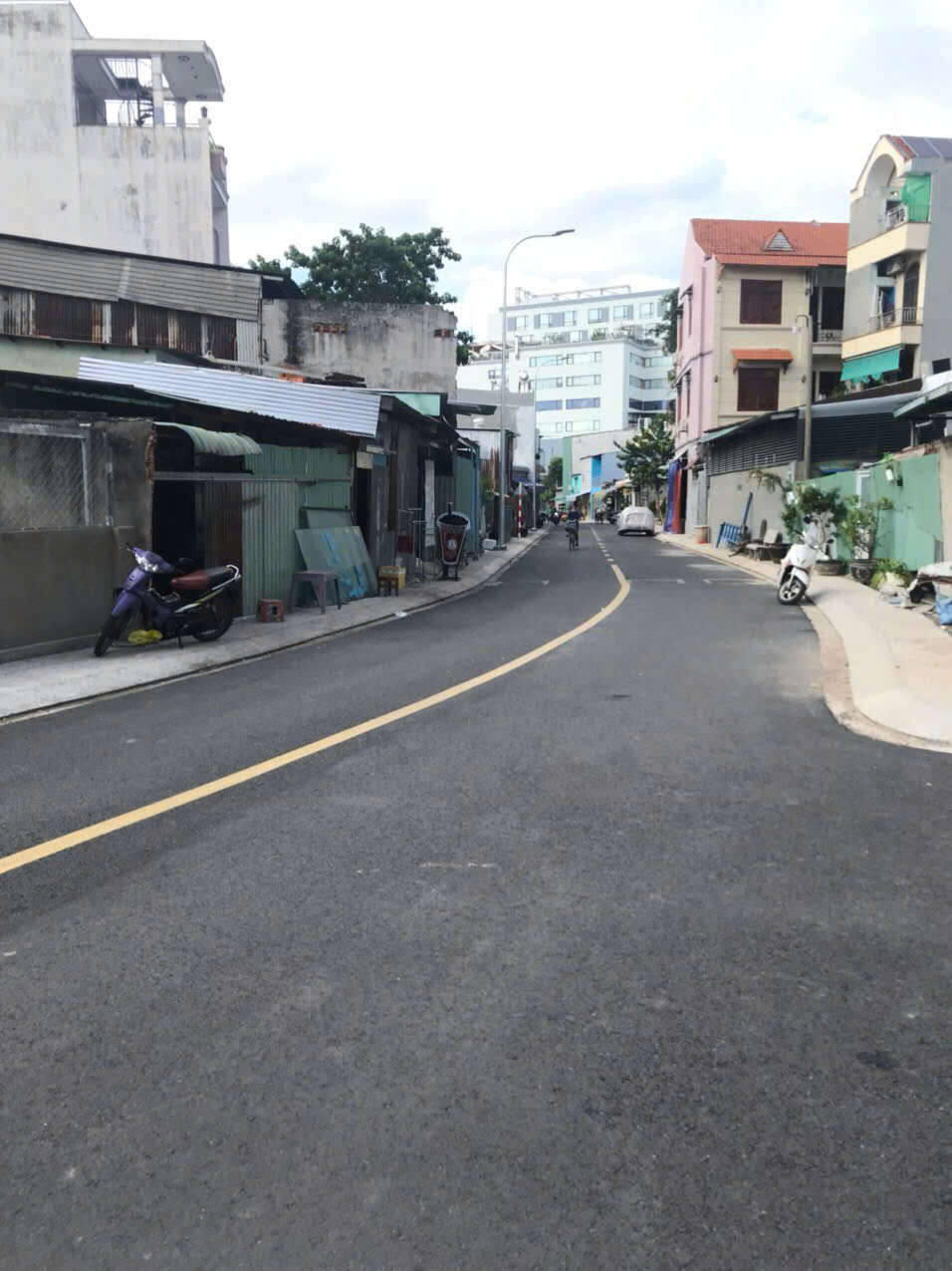 Ung Van Khiem serviced apartment building for sale, Binh Thanh built 7 floors with 16 rooms, 50m – 94m2 from D5 street 13