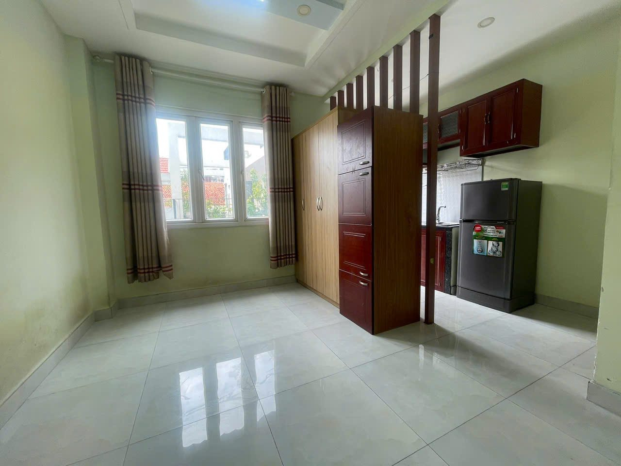Ung Van Khiem serviced apartment building for sale, Binh Thanh built 7 floors with 16 rooms, 50m – 94m2 from D5 street 8