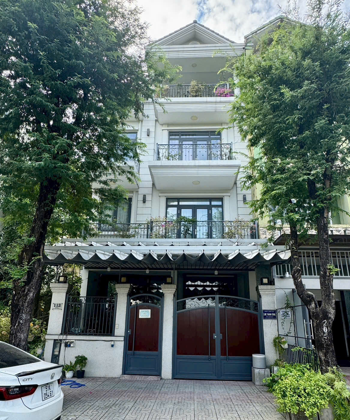 Bán tòa nhà KDC Sadeco Ven Sông, Phường Tân Phong Quận 7 xây 6 tầng có 7 phòng ngủ thang máy – 126m2 12