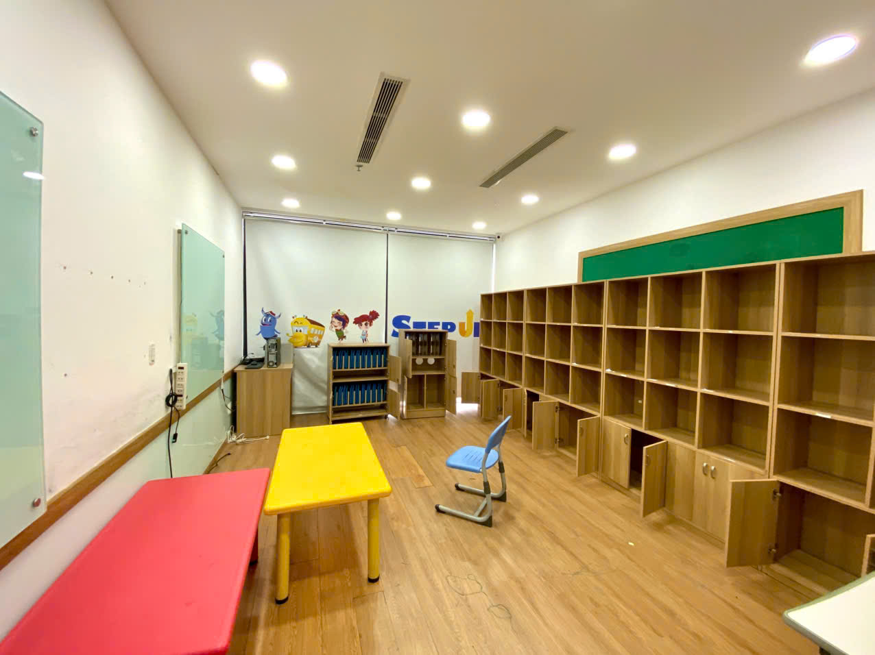 Cho thuê tòa nhà mặt tiền đường Tân Phú, Nam Thông Phú Mỹ Hưng, Quận 7 xây 8 tầng, thang máy – 324m2 9