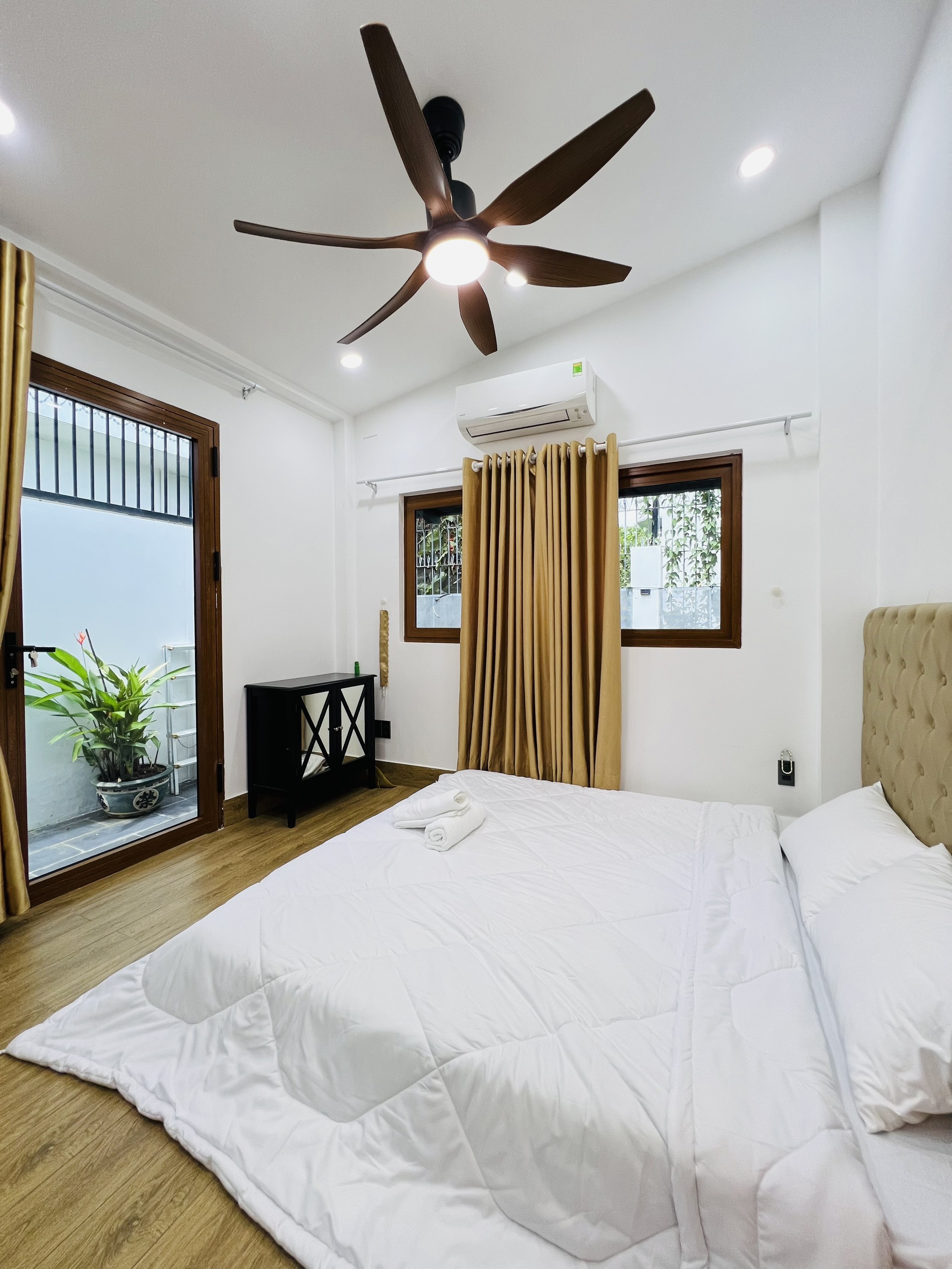Villa B14 for rent, street 88 Thanh My Loi, District 2 with 3 bedrooms, fully equipped swimming pool 15